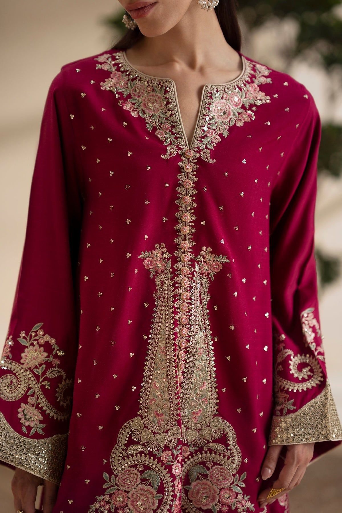 EMBROIDERED SUIT (E0928/104/406)