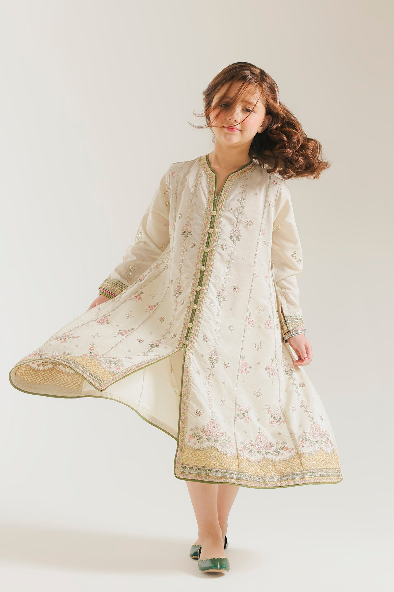 Embroidered Dress (E0928/404/002 E0928/304/002)