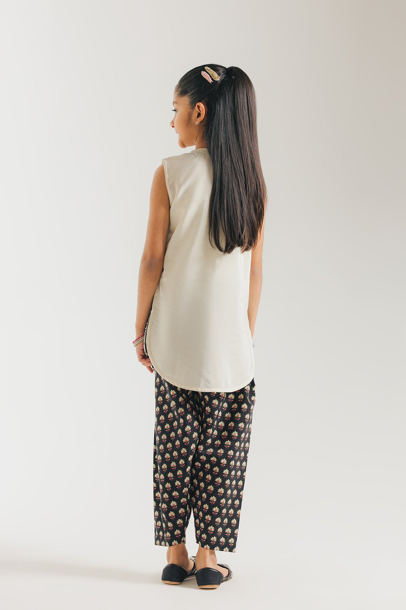 Embroidered Suit (E0931/404/003 E0931/304/003)