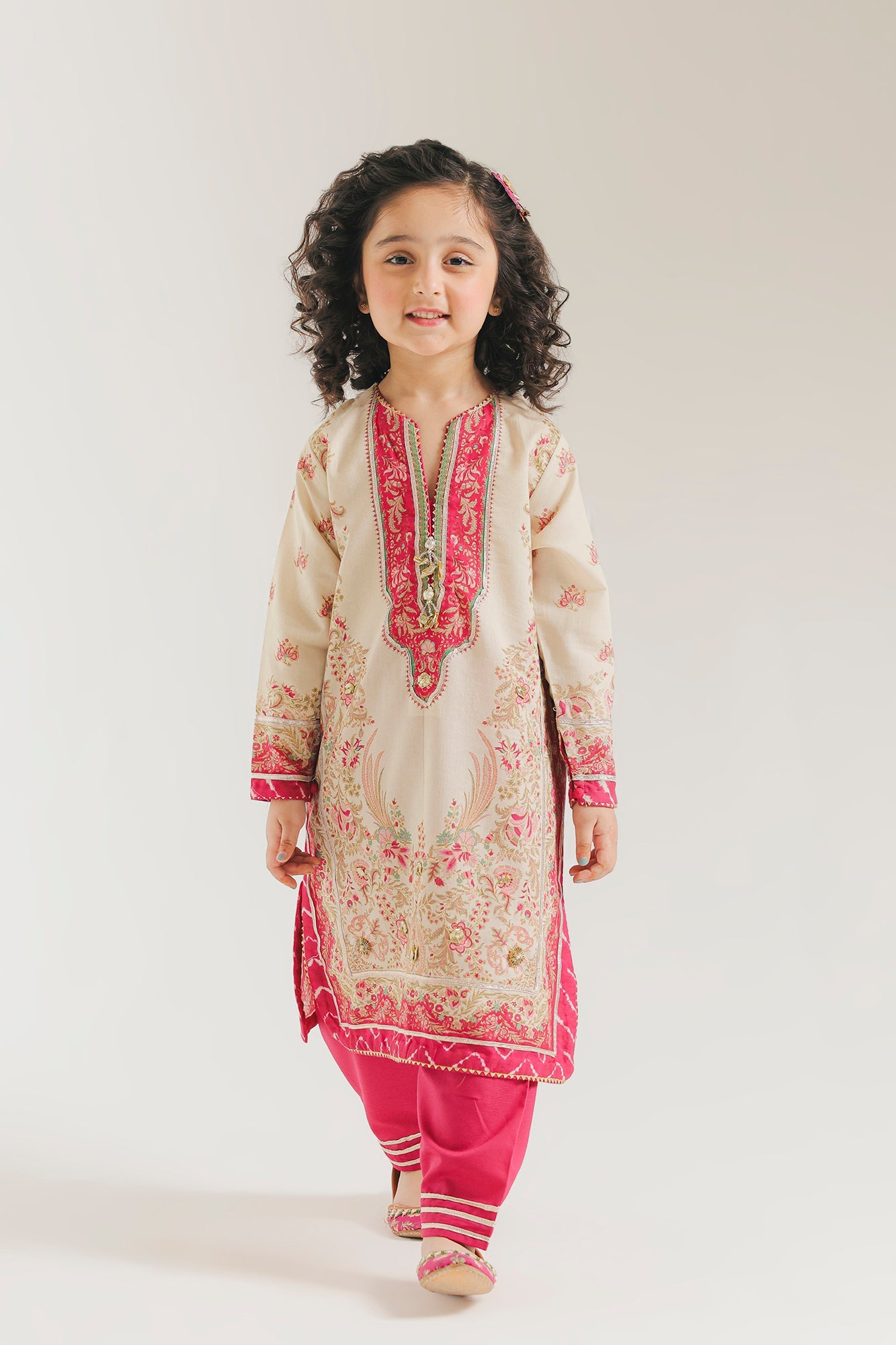 EMBROIDERED SUIT (E0934/404/227 E0934/304/227)