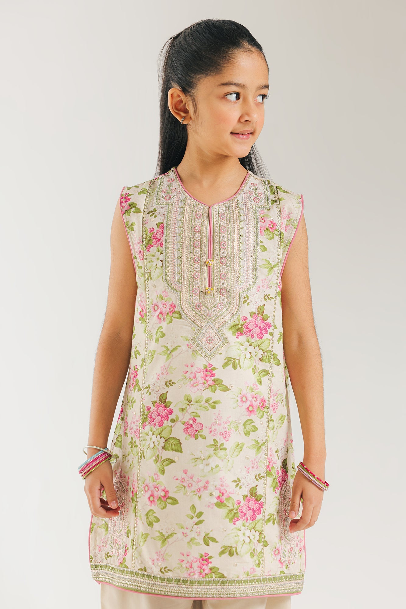 https://cdn.shopify.com/s/files/1/2290/7917/files/E0935-404-004_7.jpg?v=1769165313