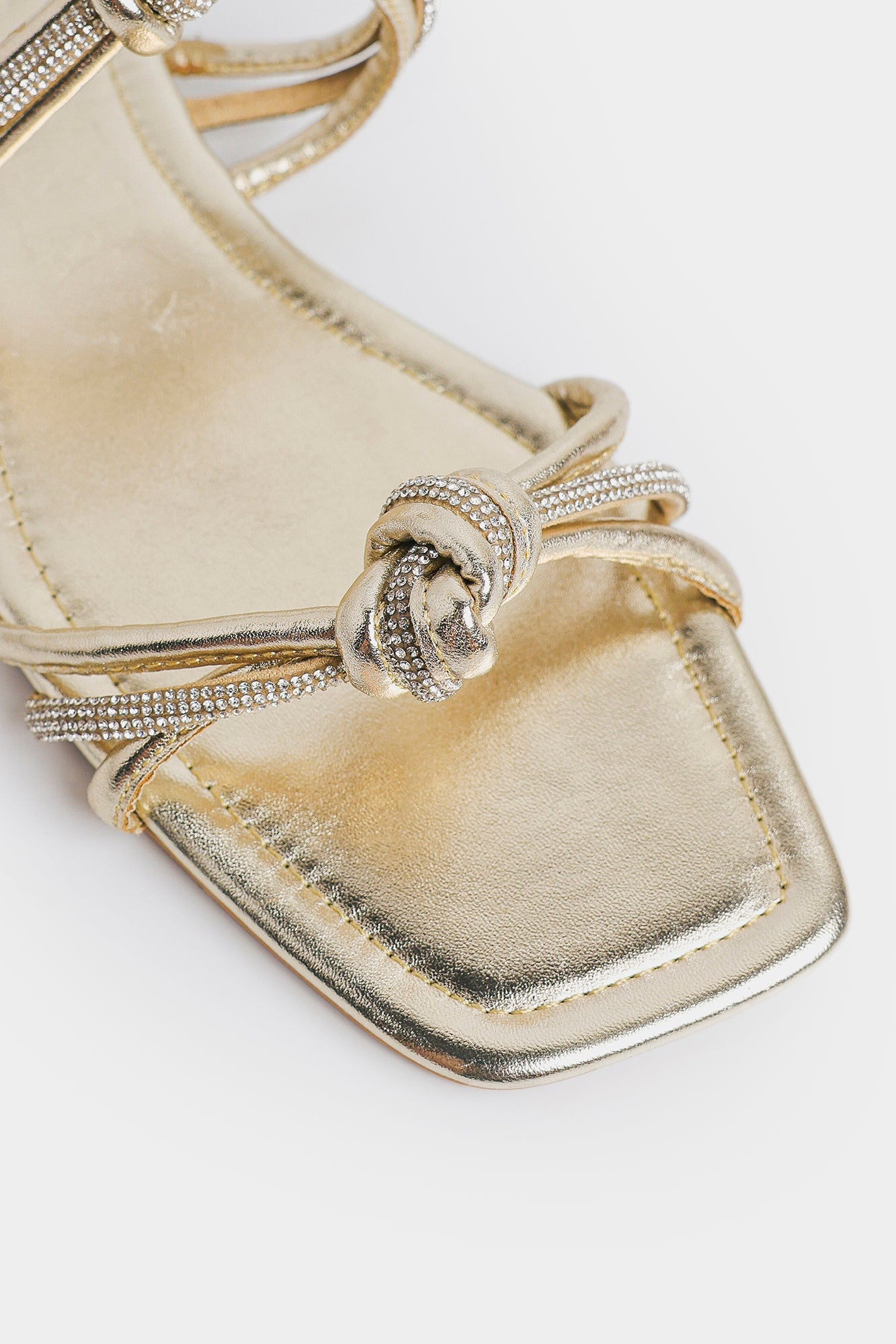 SANDAL (E0938/109/131)