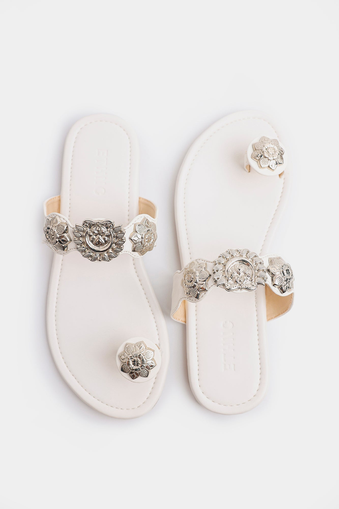 https://cdn.shopify.com/s/files/1/2290/7917/files/E0946-109-001_8.jpg?v=1778155089