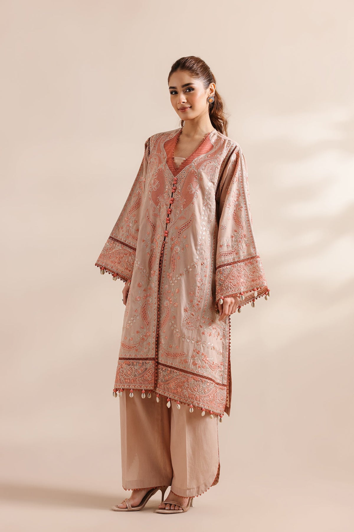EMBROIDERED SUIT (E0949/203/216)