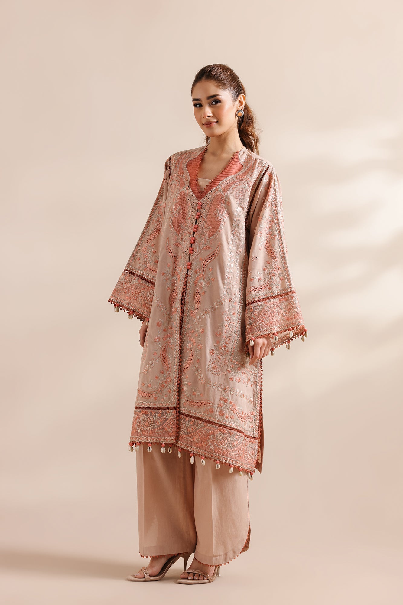 EMBROIDERED SUIT (E0949/203/216)