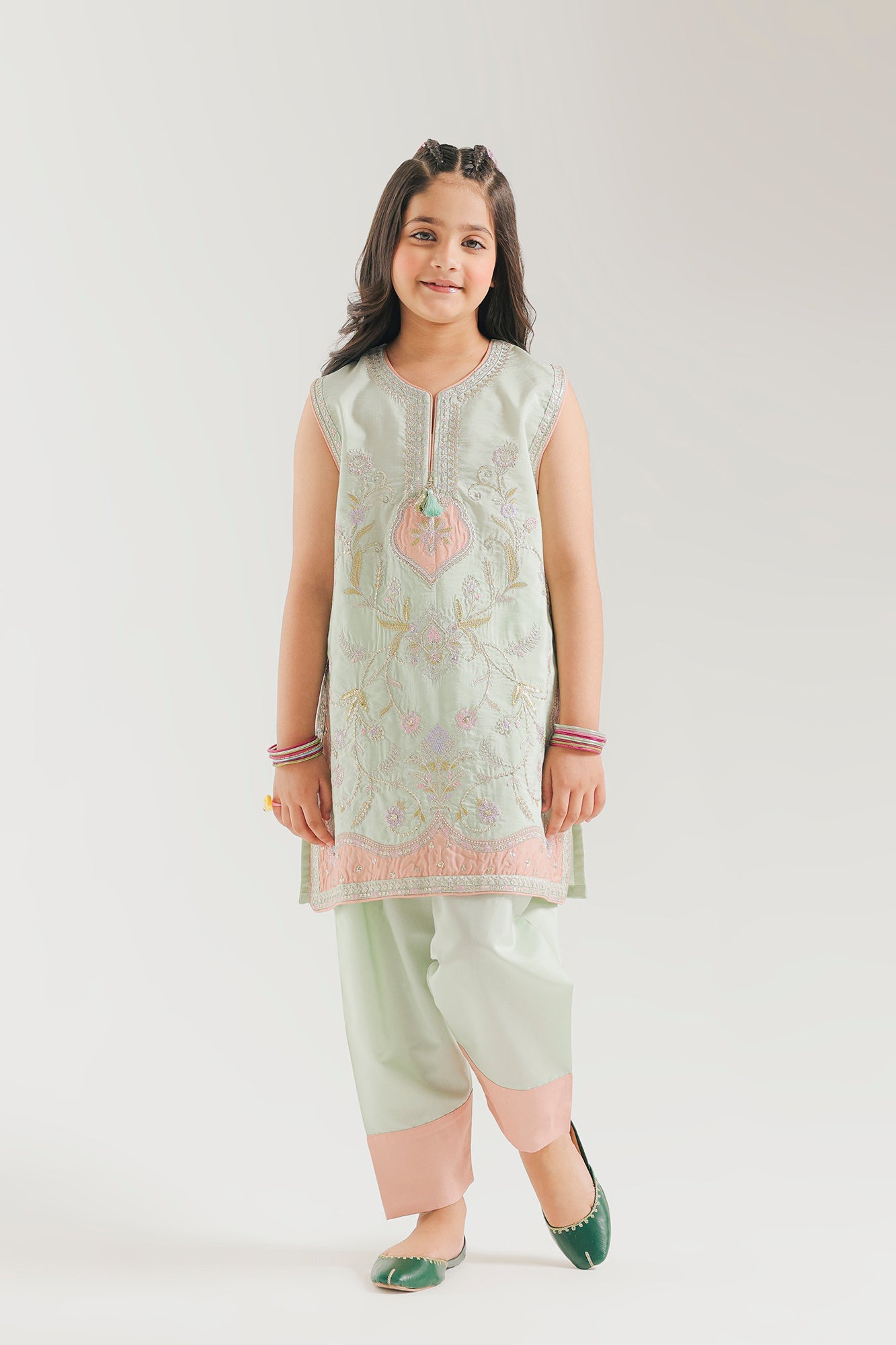 EMBROIDERED SUIT (E0950/404/720 E0950/304/720)