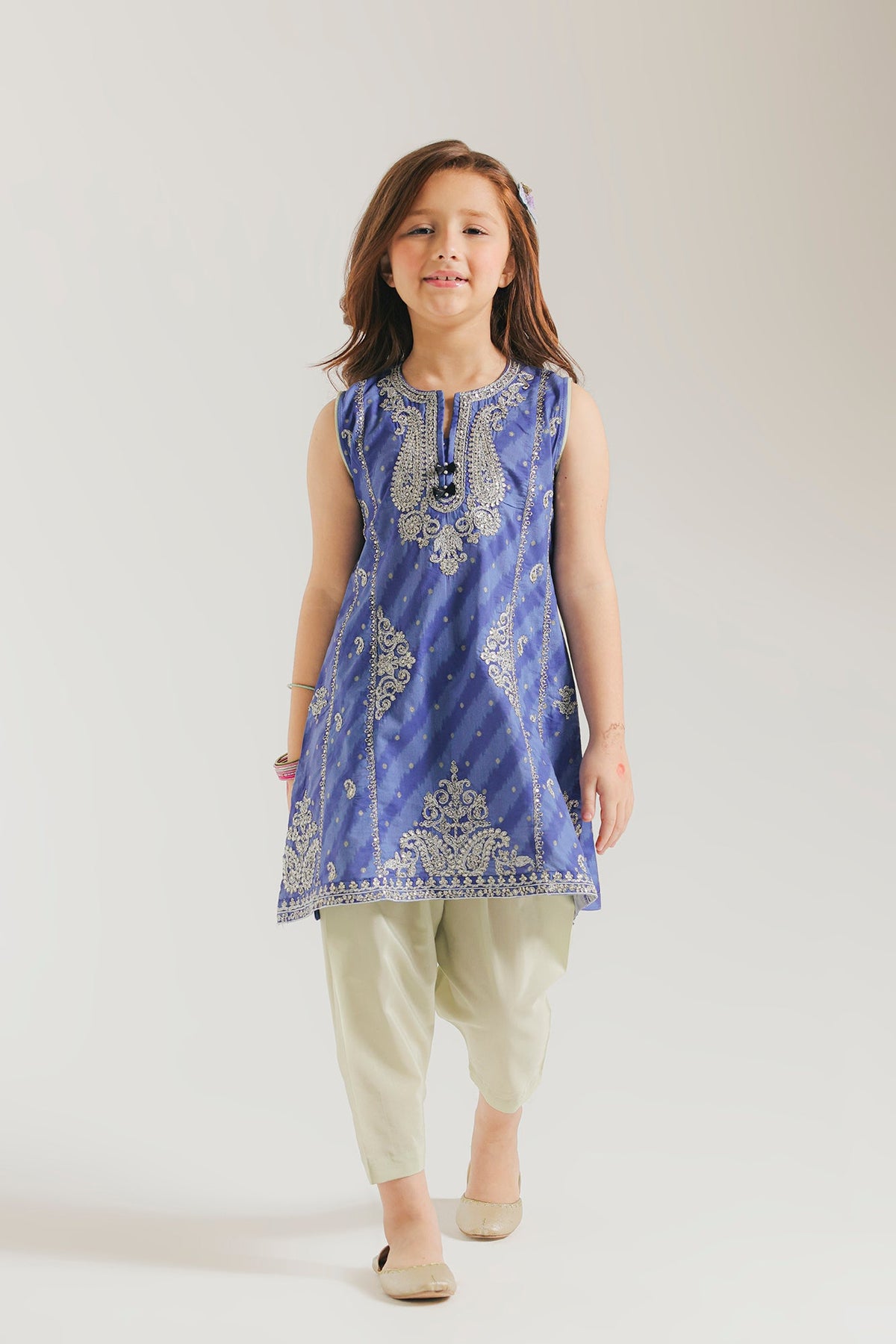 EMBROIDERED SUIT (E0952/404/510 E0952/304/510)