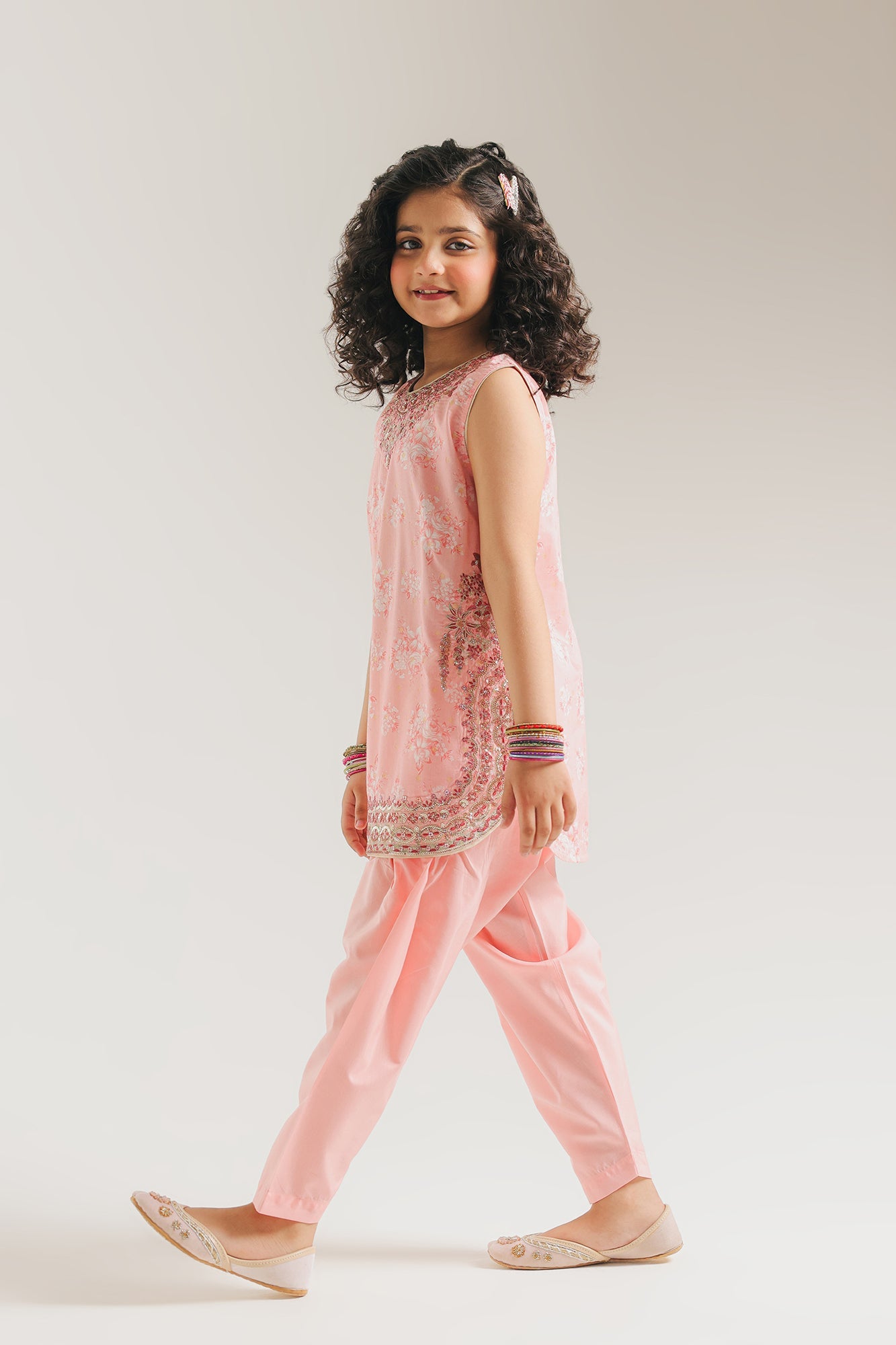 EMBROIDERED SUIT (E0953/404/327 E0953/304/327)