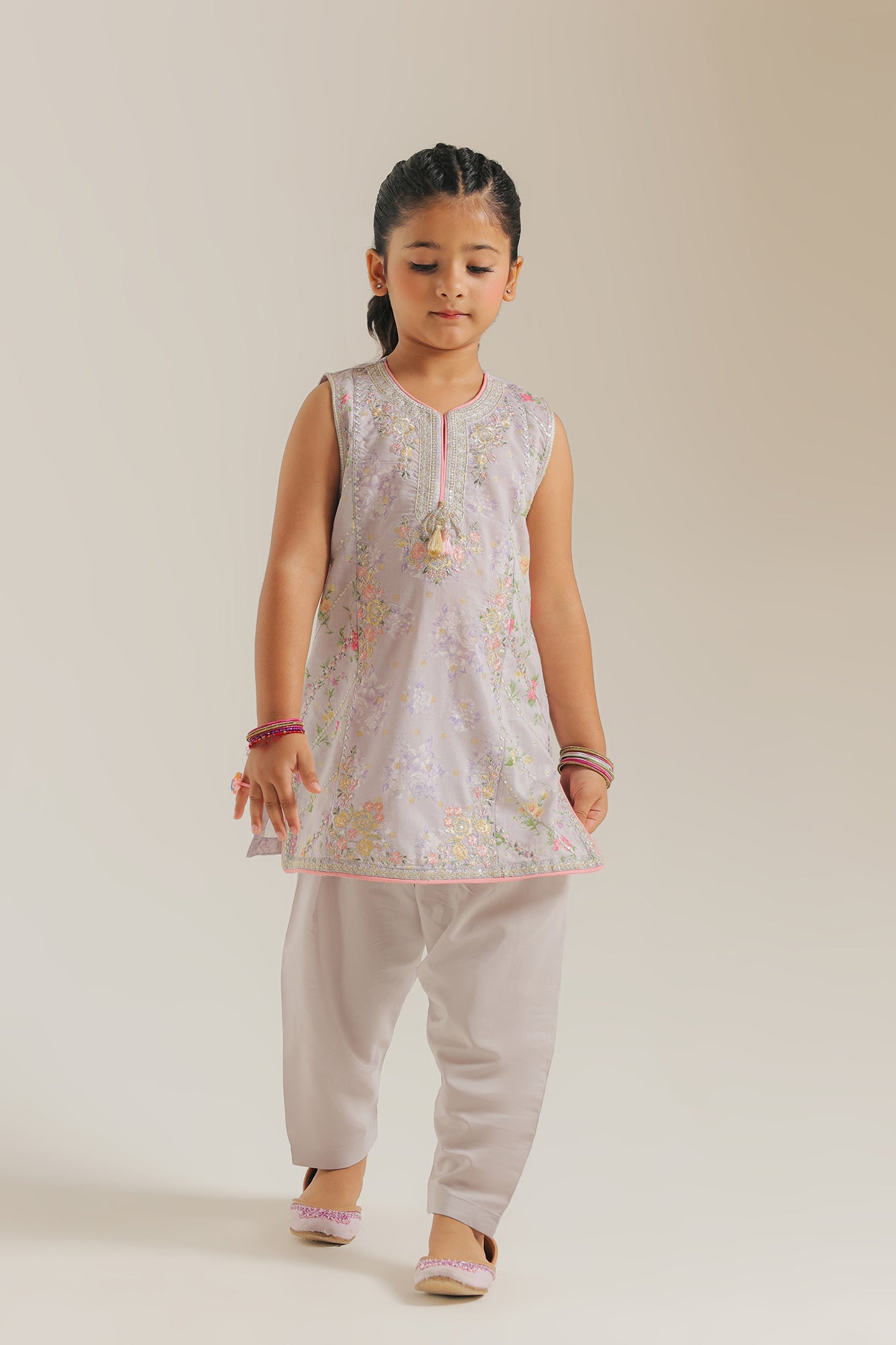 EMBROIDERED SUIT (E0954/404/515 E0954/304/515)