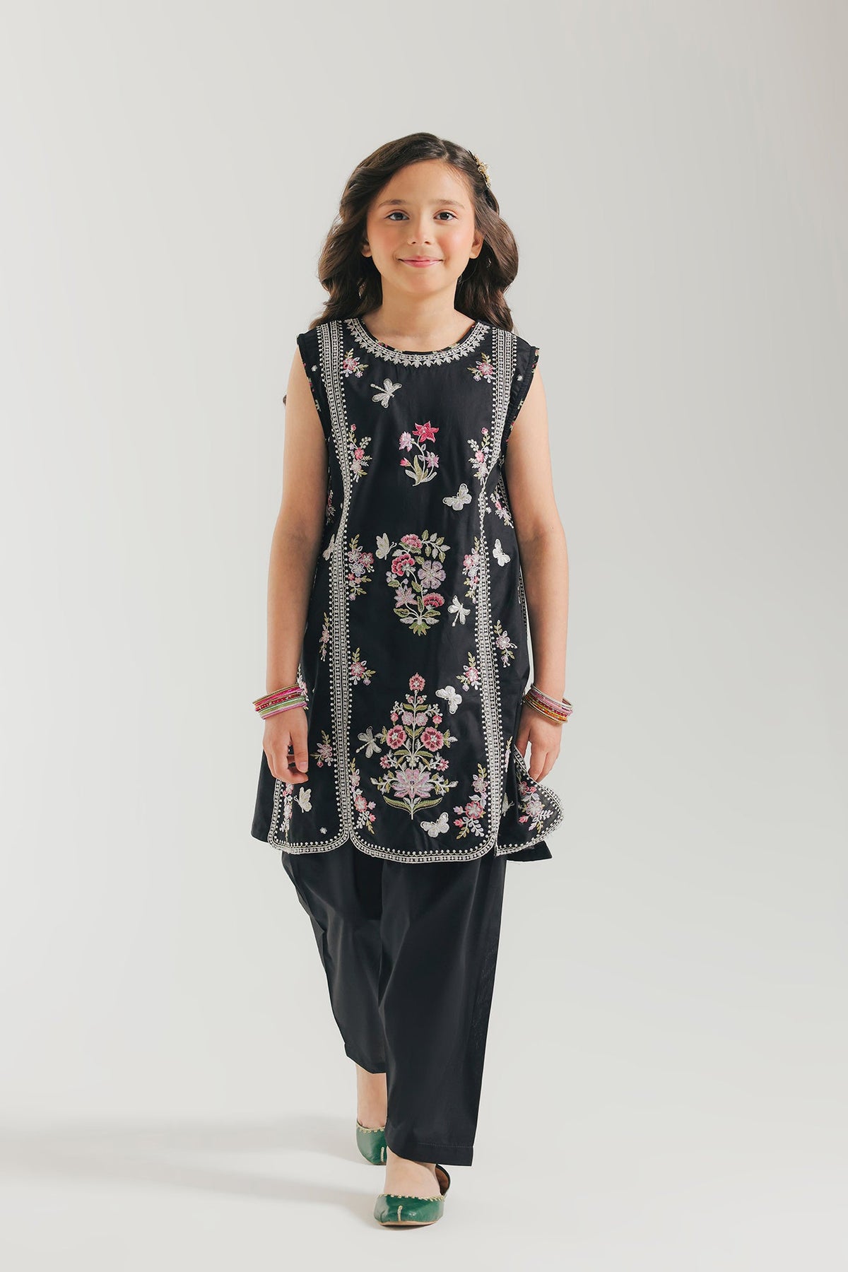 EMBROIDERED SUIT (E0968/404/902 E0968/304/902)