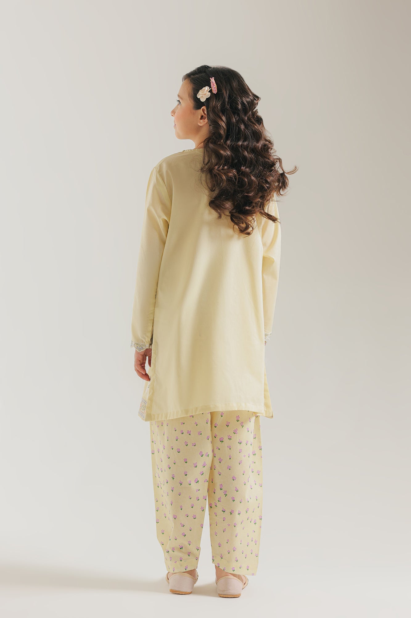 EMBROIDERED SUIT (E0972/404/227)