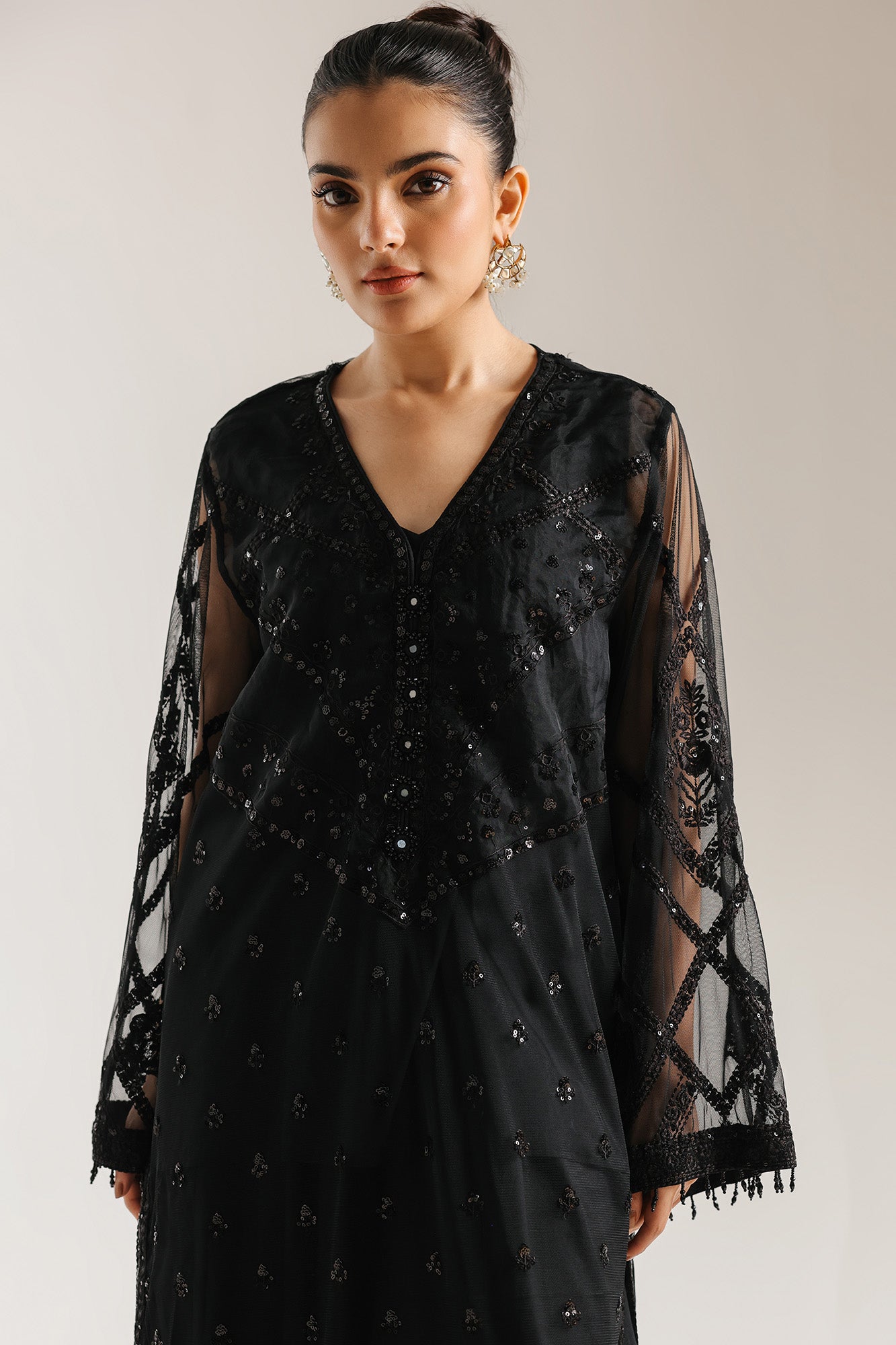 EMBROIDERED SUIT (E0973/104/901)