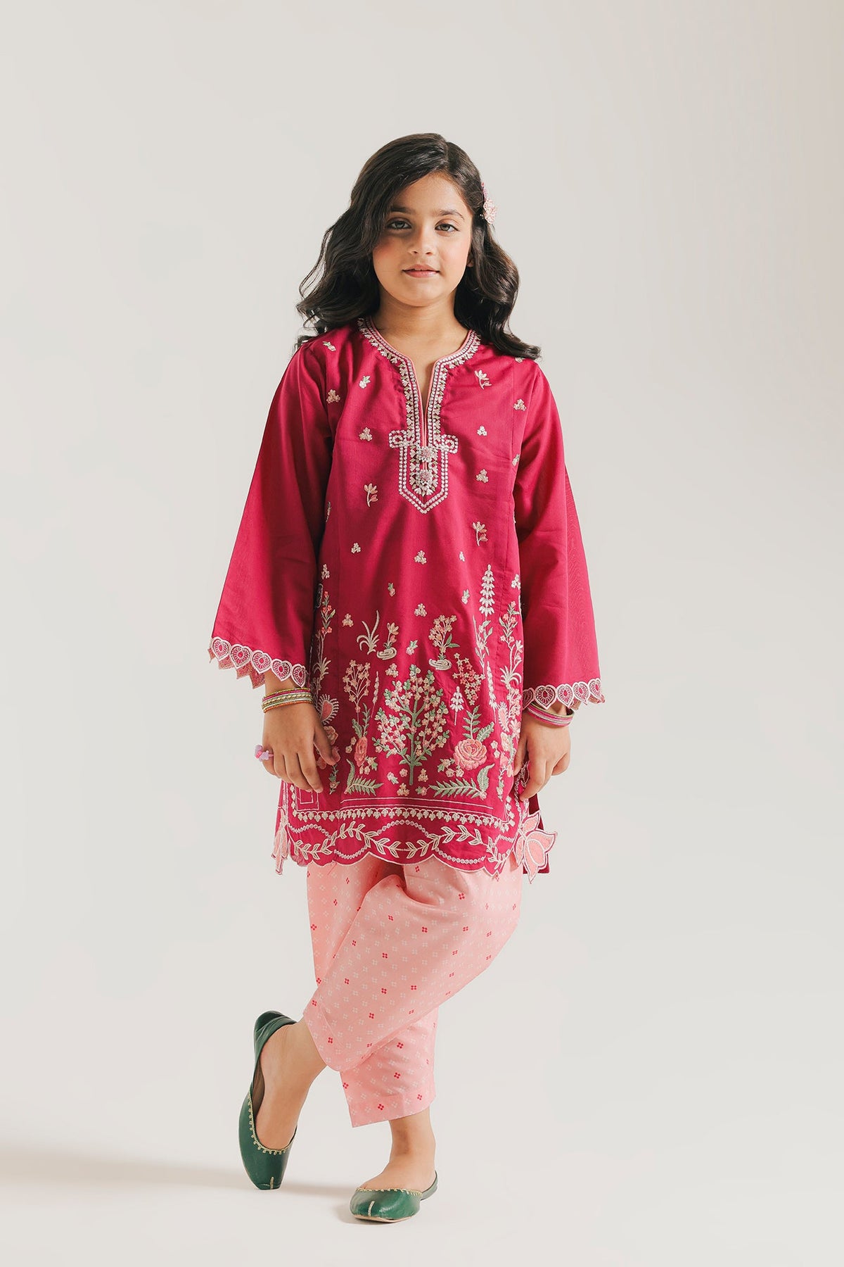 EMBROIDERED SUIT (E0978/404/524 E0978/304/524)