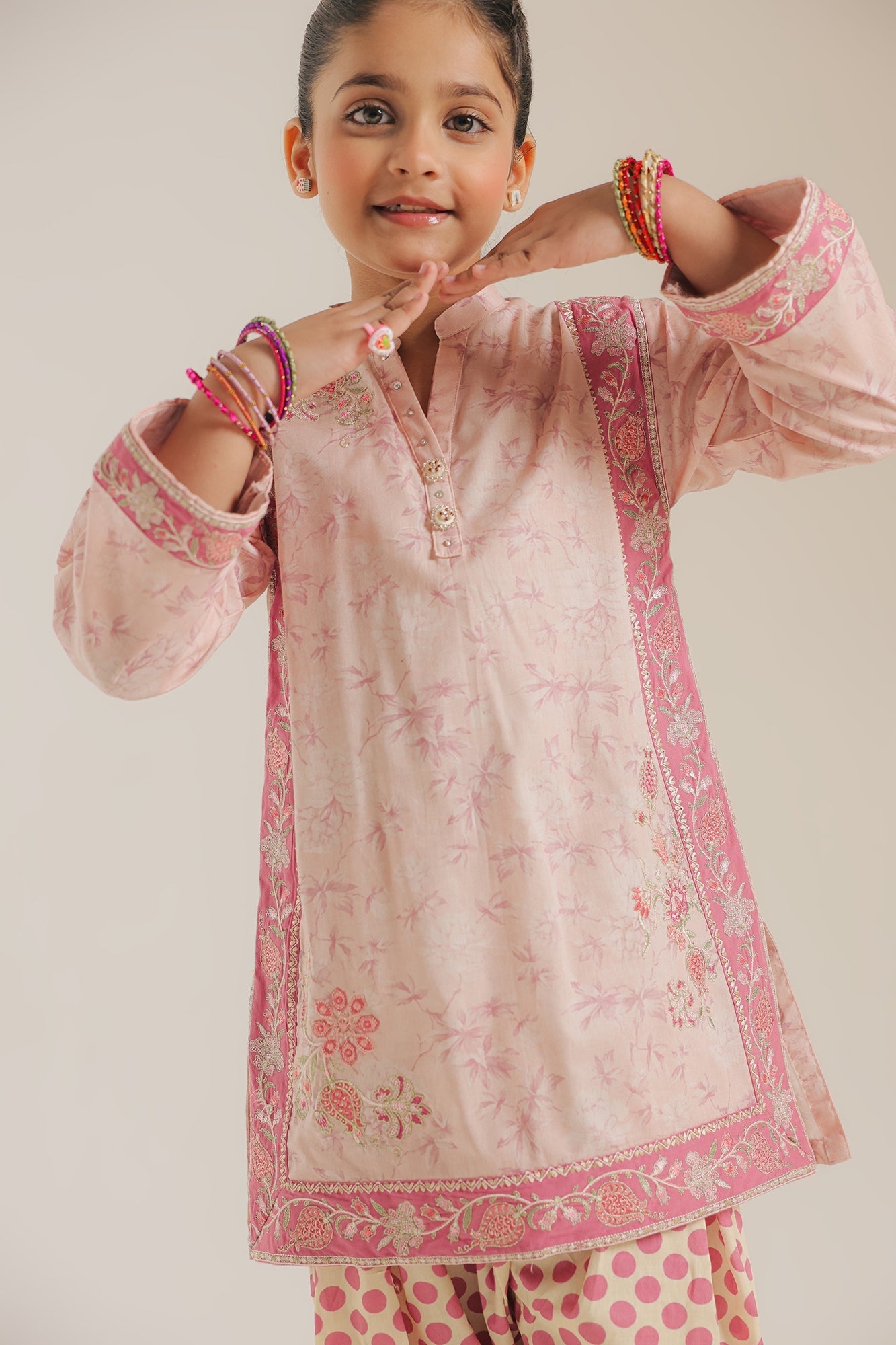 EMBROIDERED SUIT (E0984/404/315 E0984/304/315)