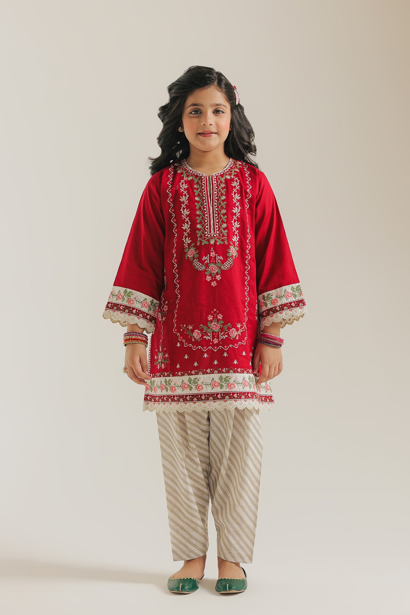 EMBROIDERED SUIT (E0988/404/416 E0988/304/416)