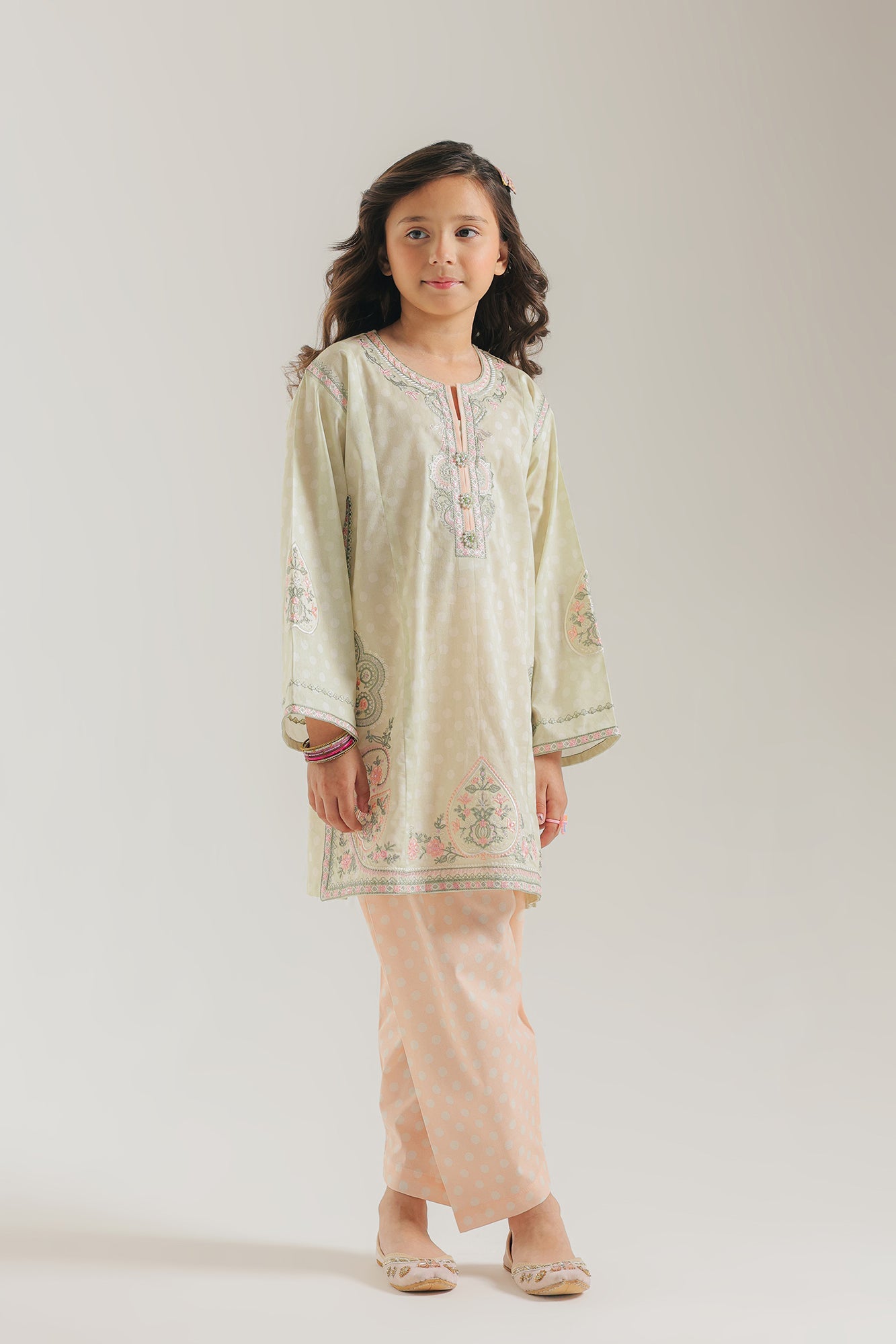 EMBROIDERED SUIT (E0994/404/720 E0994/304/720)