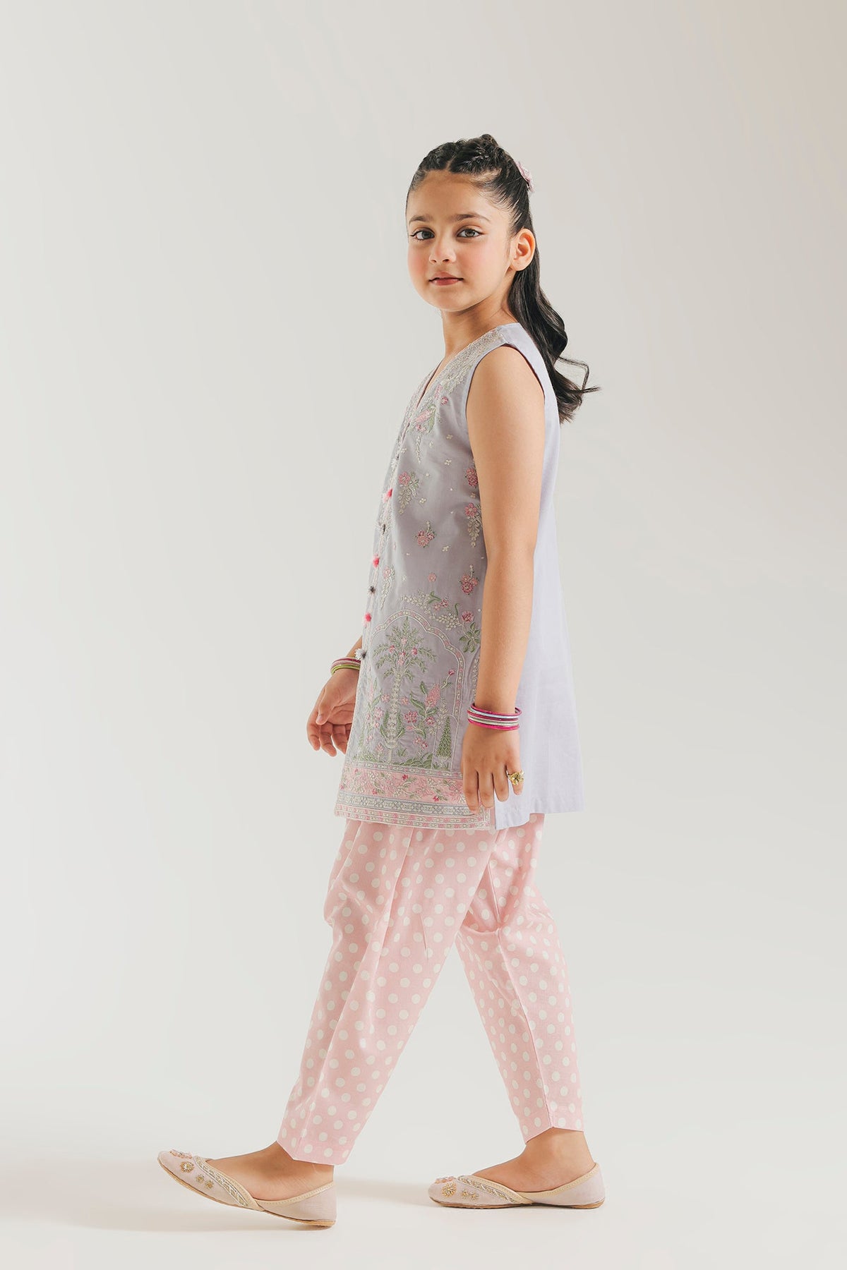 Ethnic