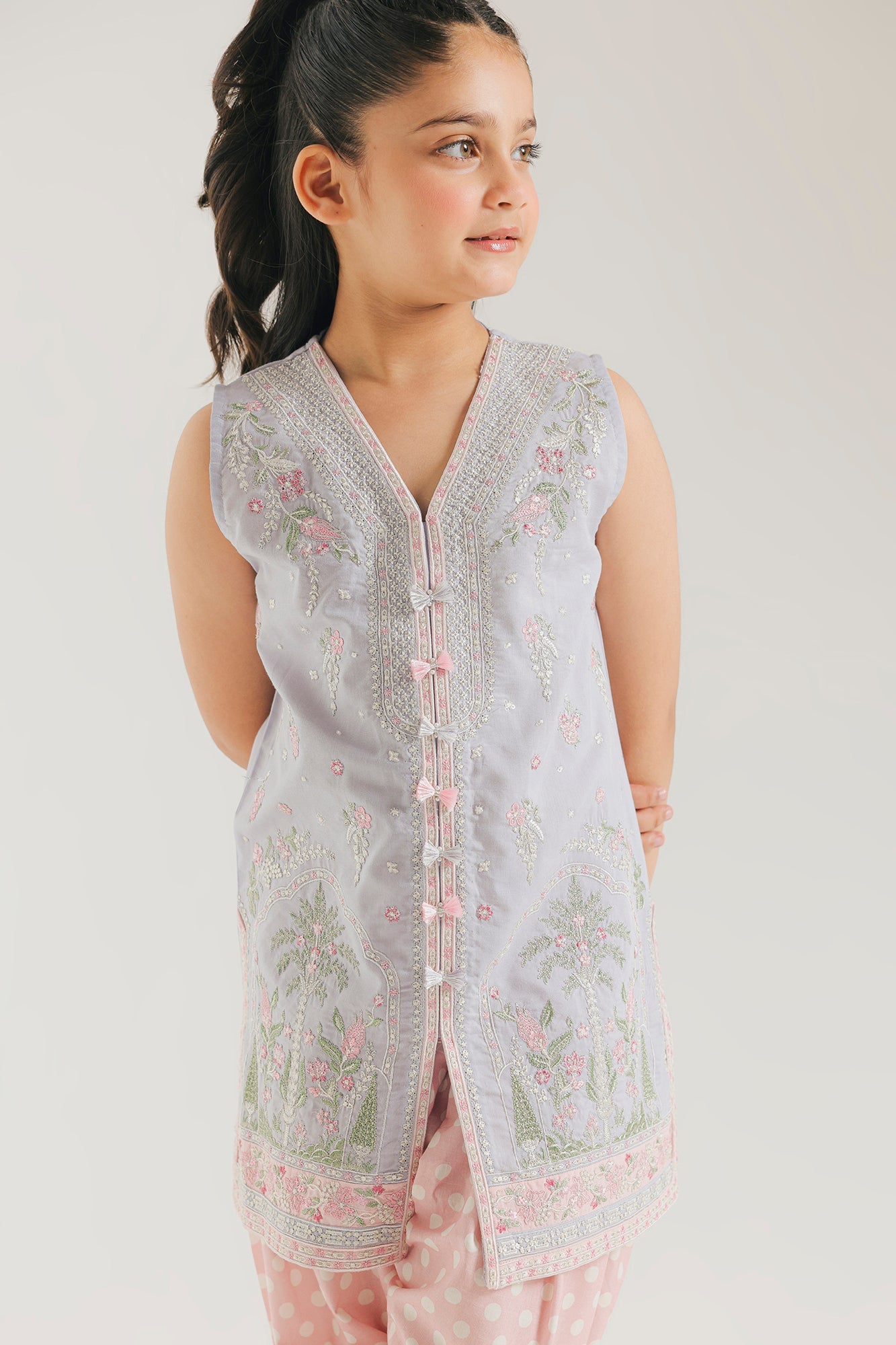 Embroidered Suit (E0996/404/515 E0996/304/515)