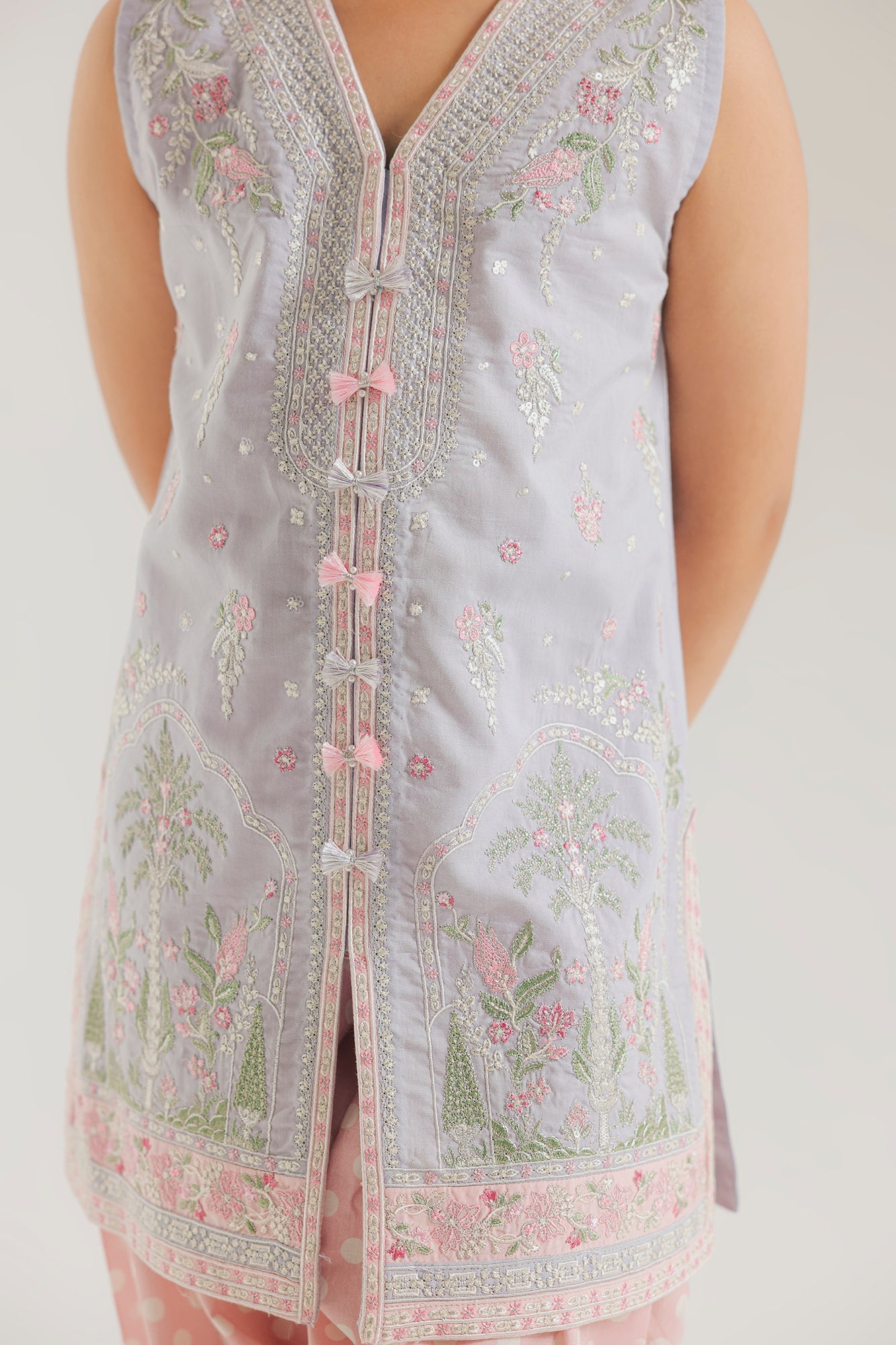 Embroidered Suit (E0996/404/515 E0996/304/515)