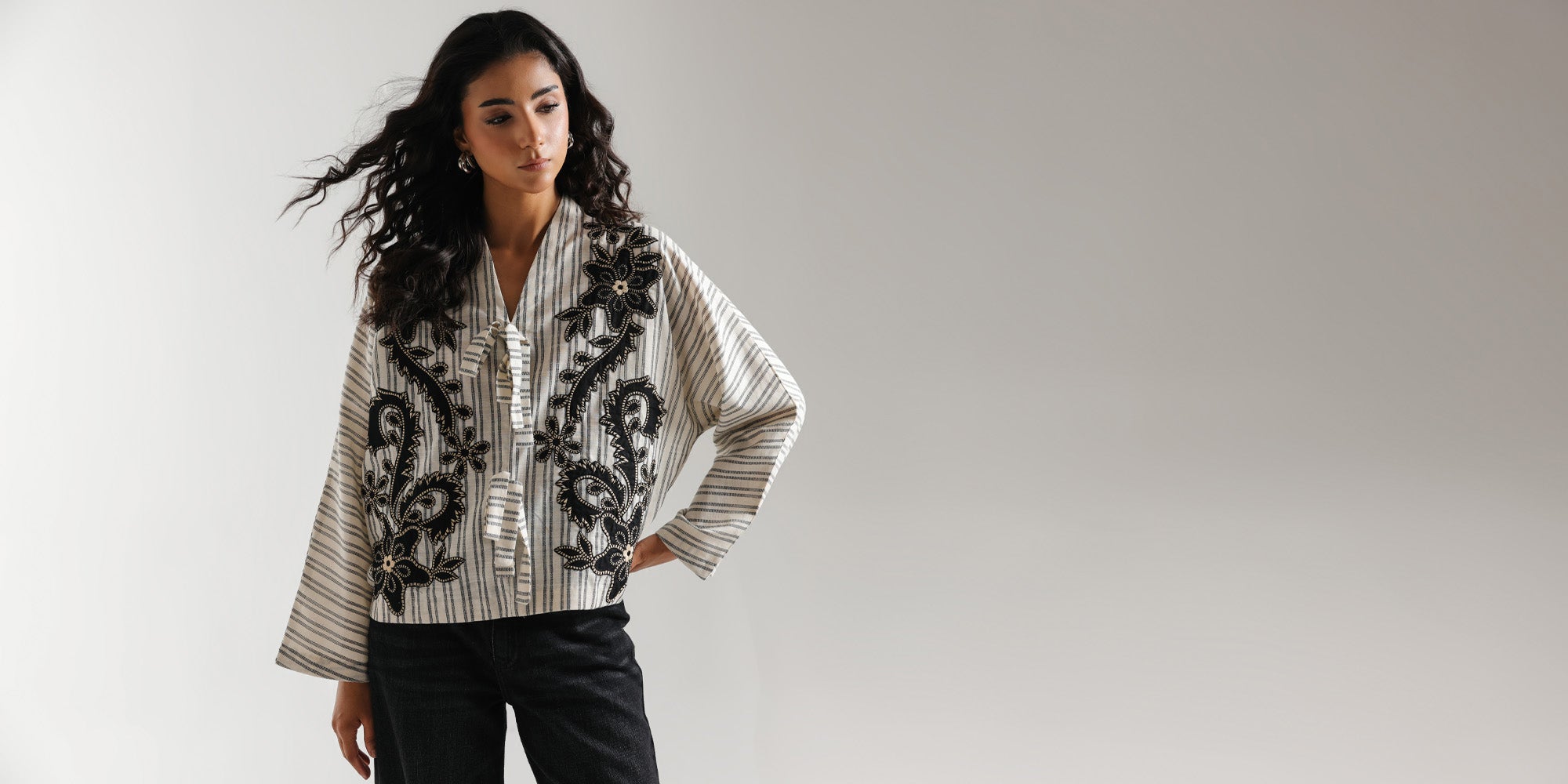 EMBROIDERED SHIRT (E1000/101/006)
