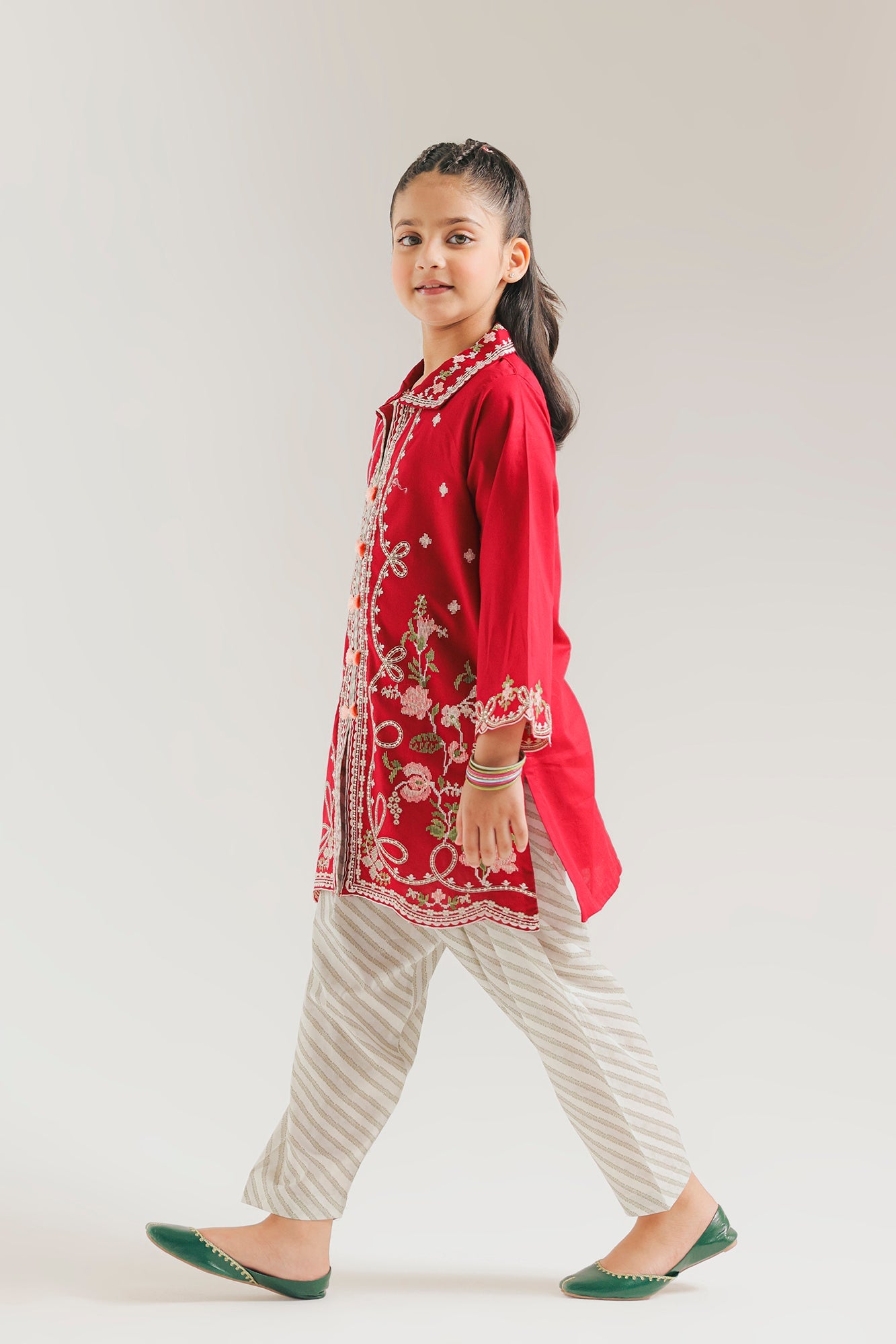 EMBROIDERED SUIT (E1001/404/305 E1001/304/305)