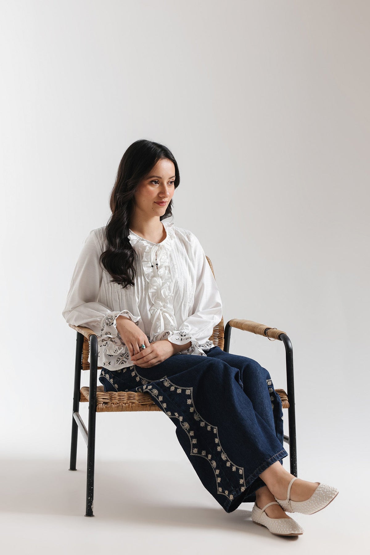 EMBROIDERED SHIRT (E1002/101/001)