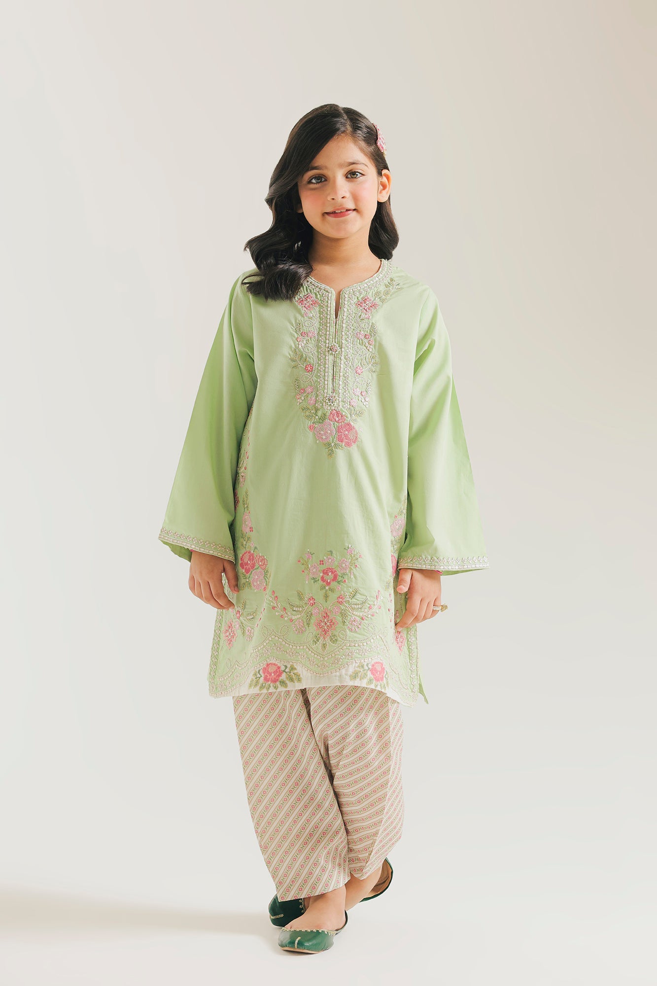 EMBROIDERED SUIT (E1003/404/710 E1003/304/710)