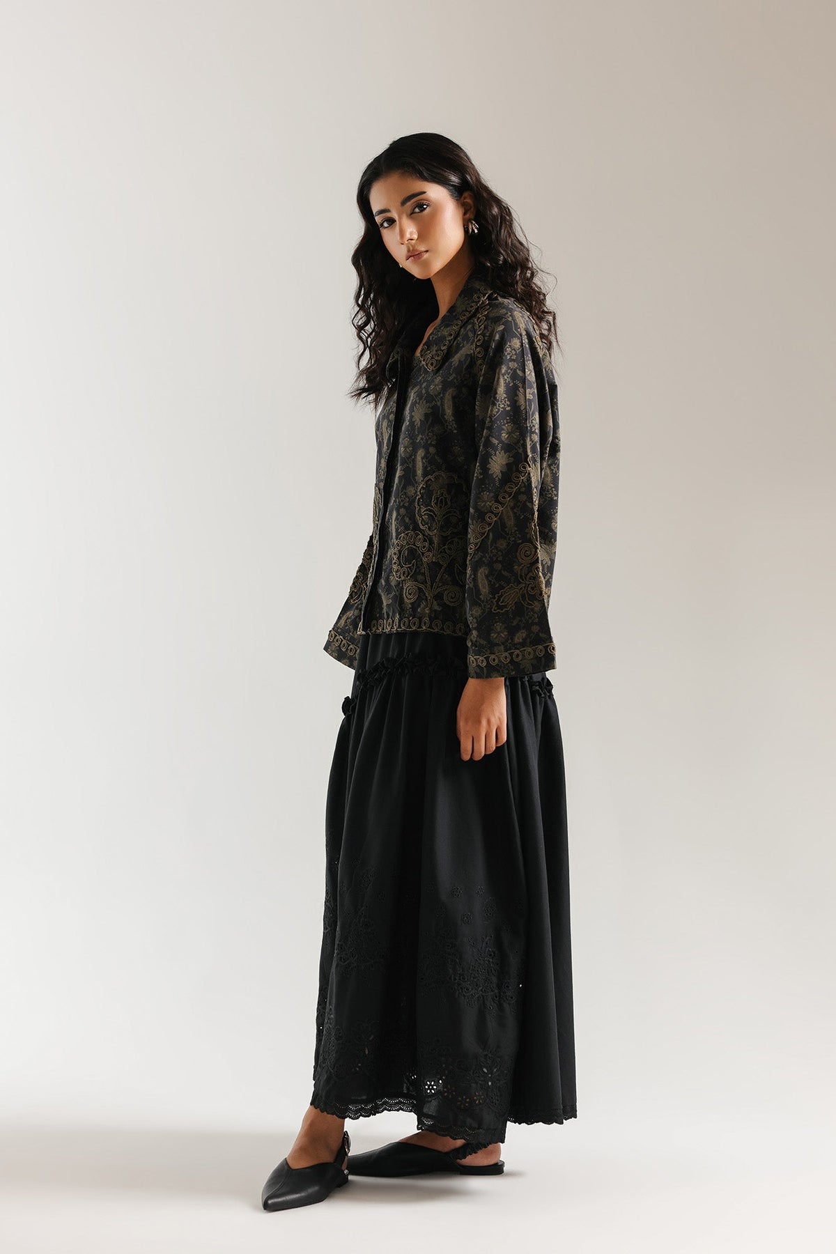 EMBROIDERED SHIRT (E1006/101/902)
