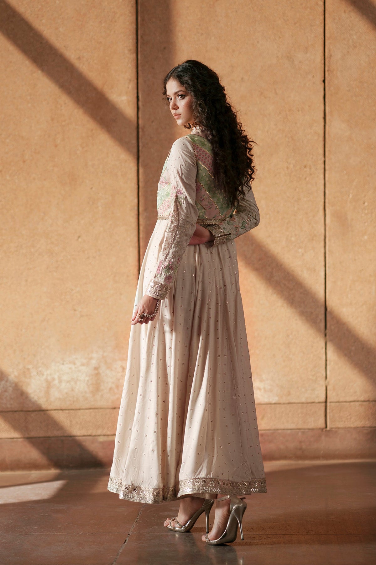EMBROIDERED DRESS (E1006/104/002)