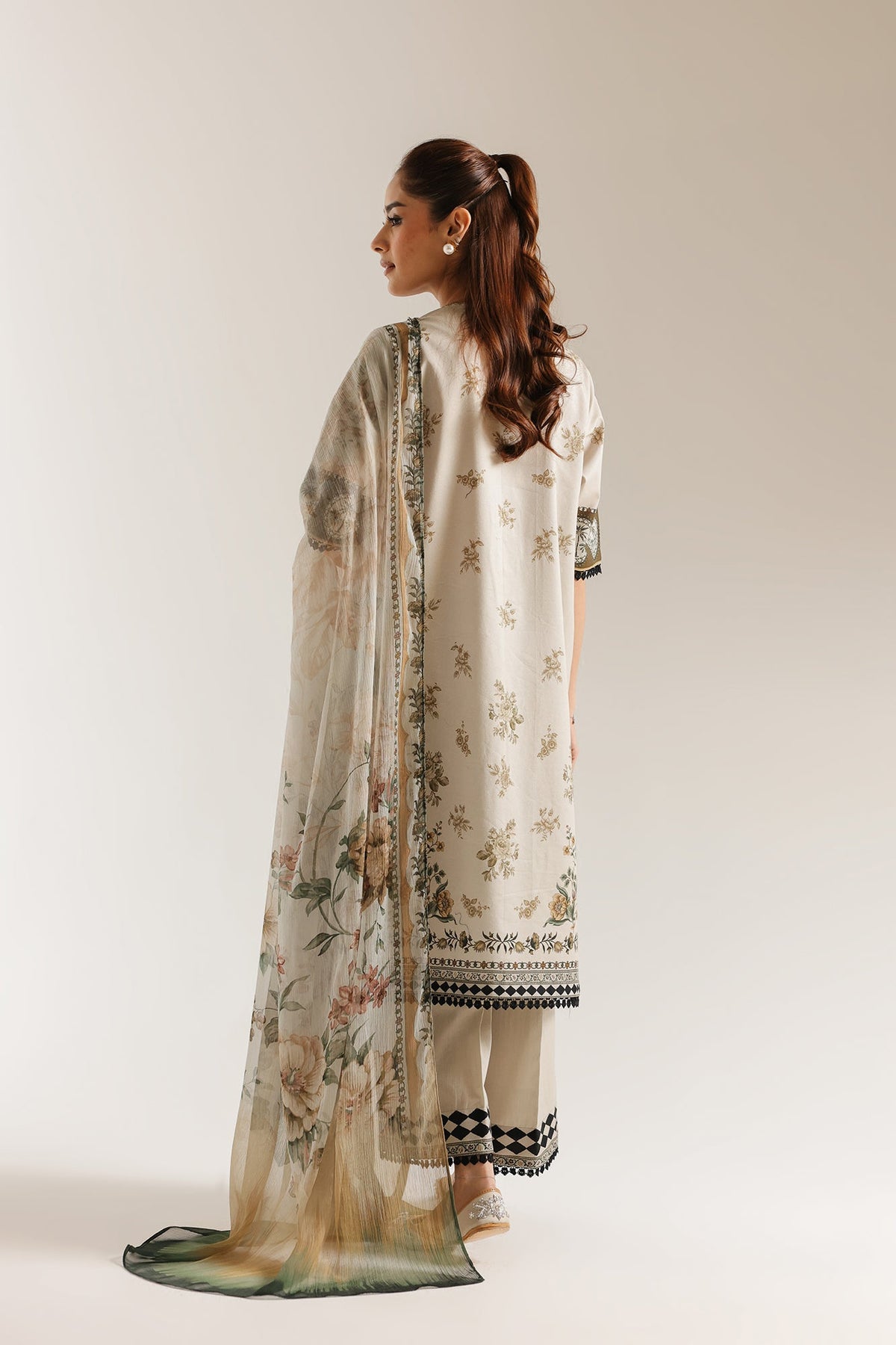 EMBROIDERED SUIT (E1009/203/006)