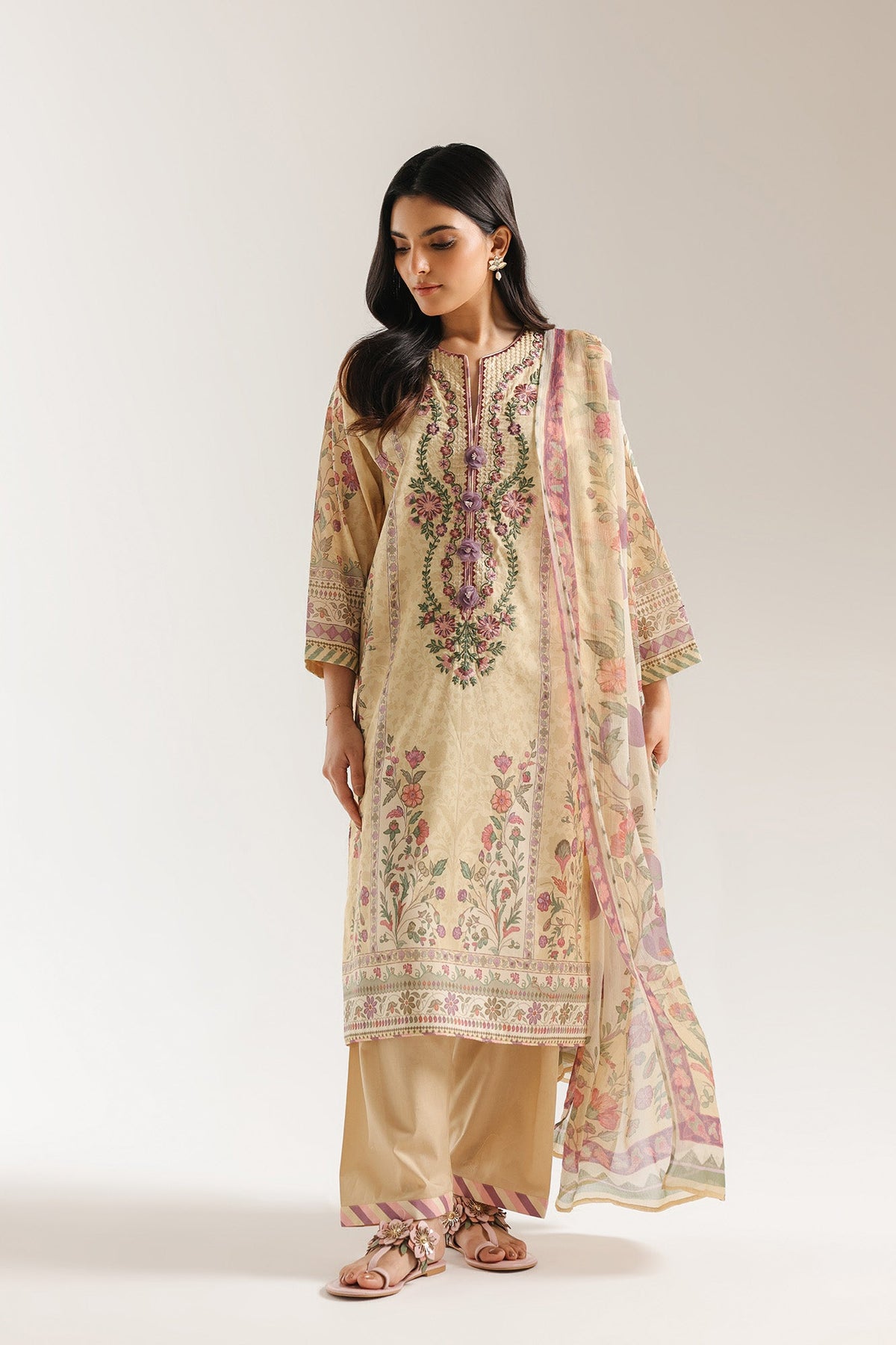 EMBROIDERED SUIT (E1020/203/110)
