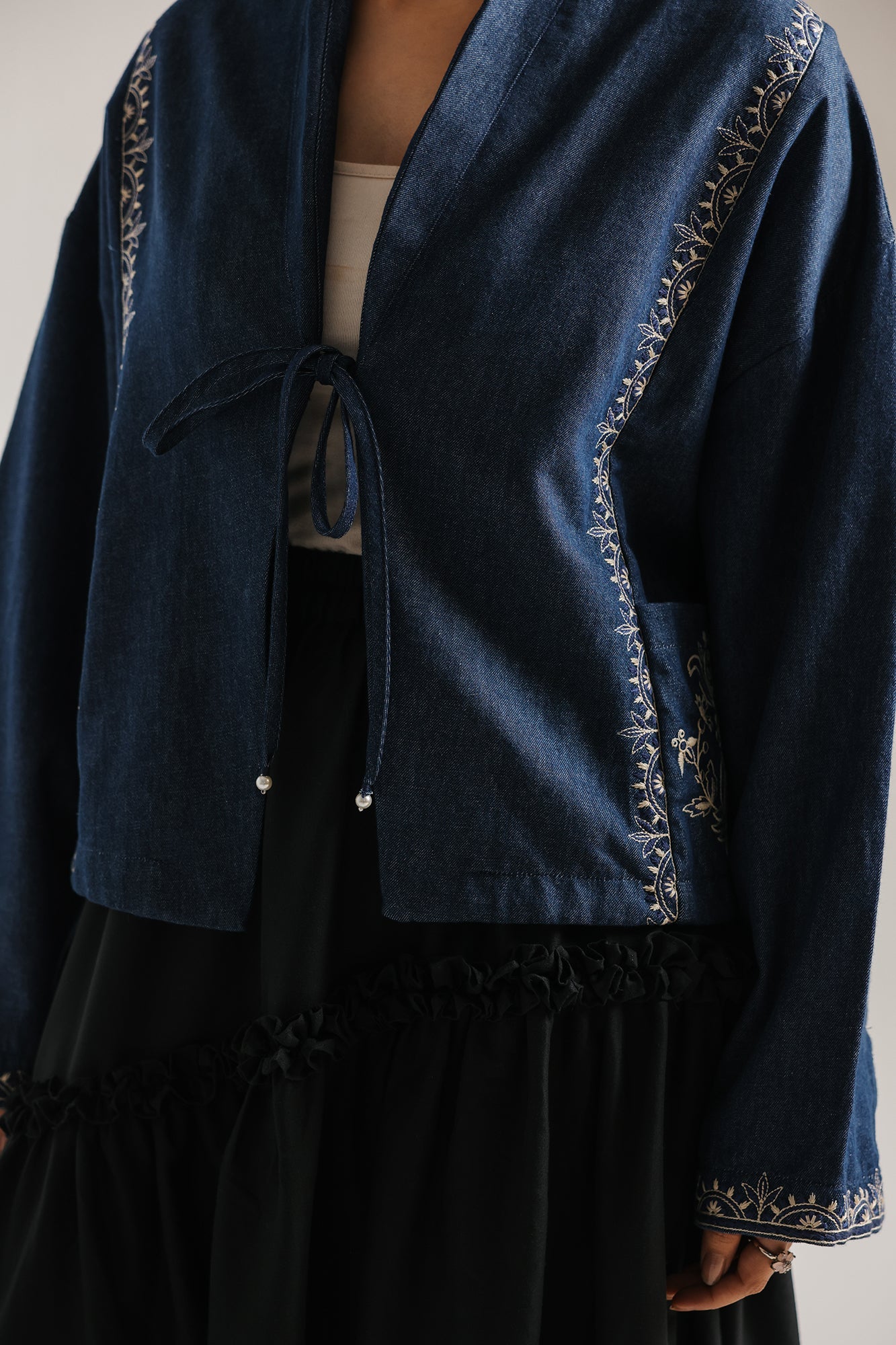 EMBROIDERED SHIRT (E1037/101/907)