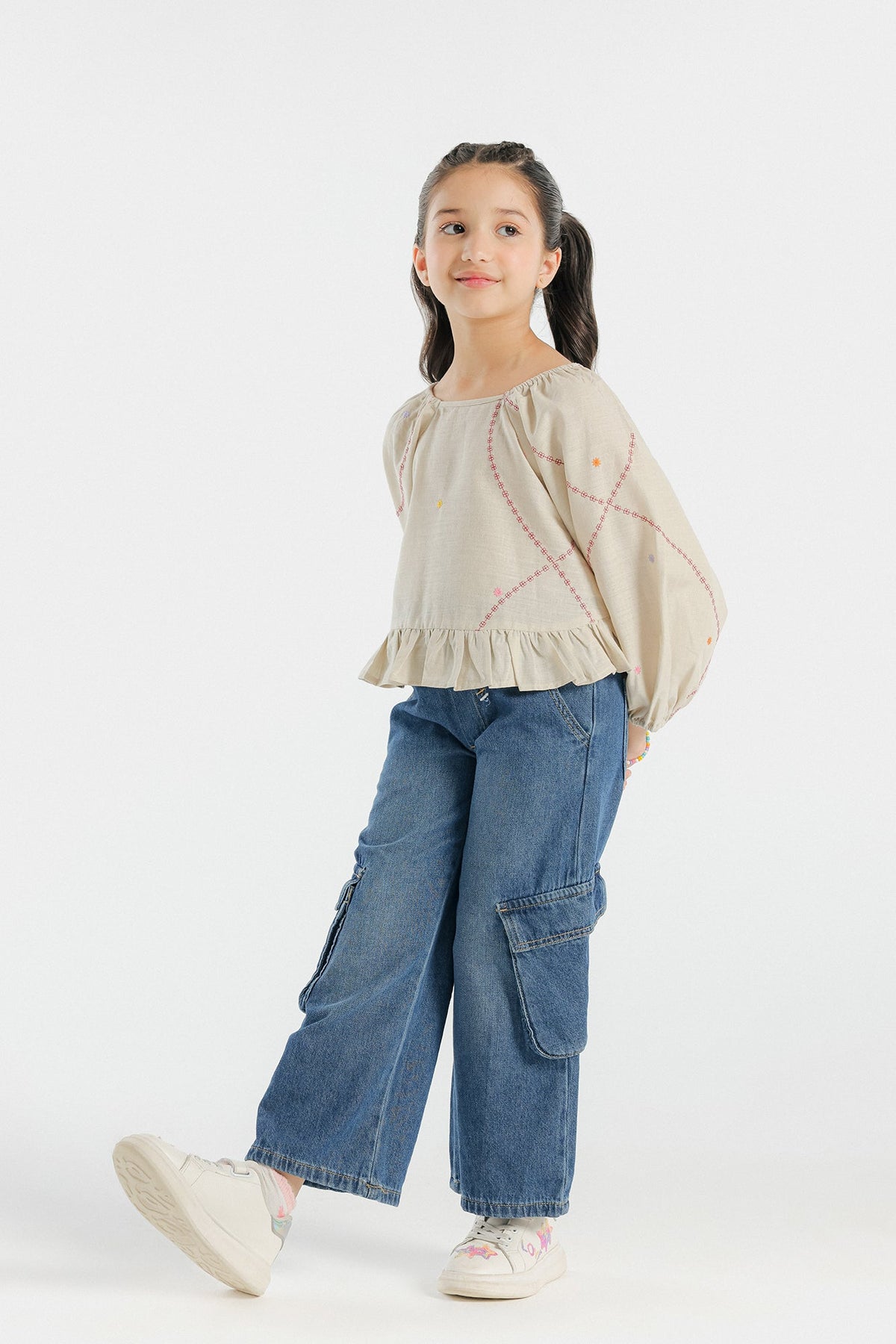 EMBROIDERED TOP (E1044/401/112)