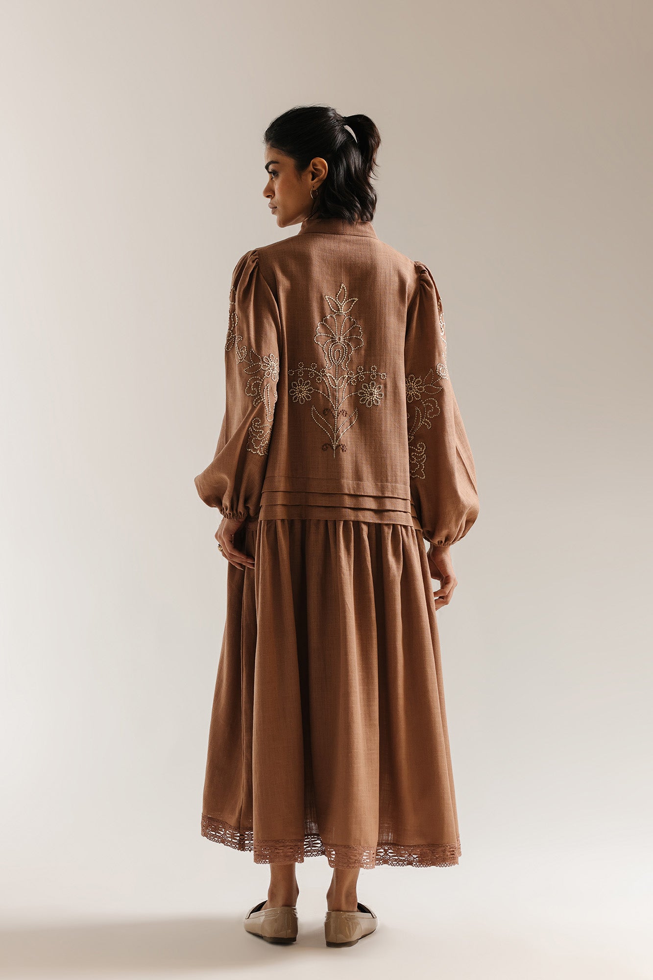 EMBROIDERED DRESS (E1045/101/806)