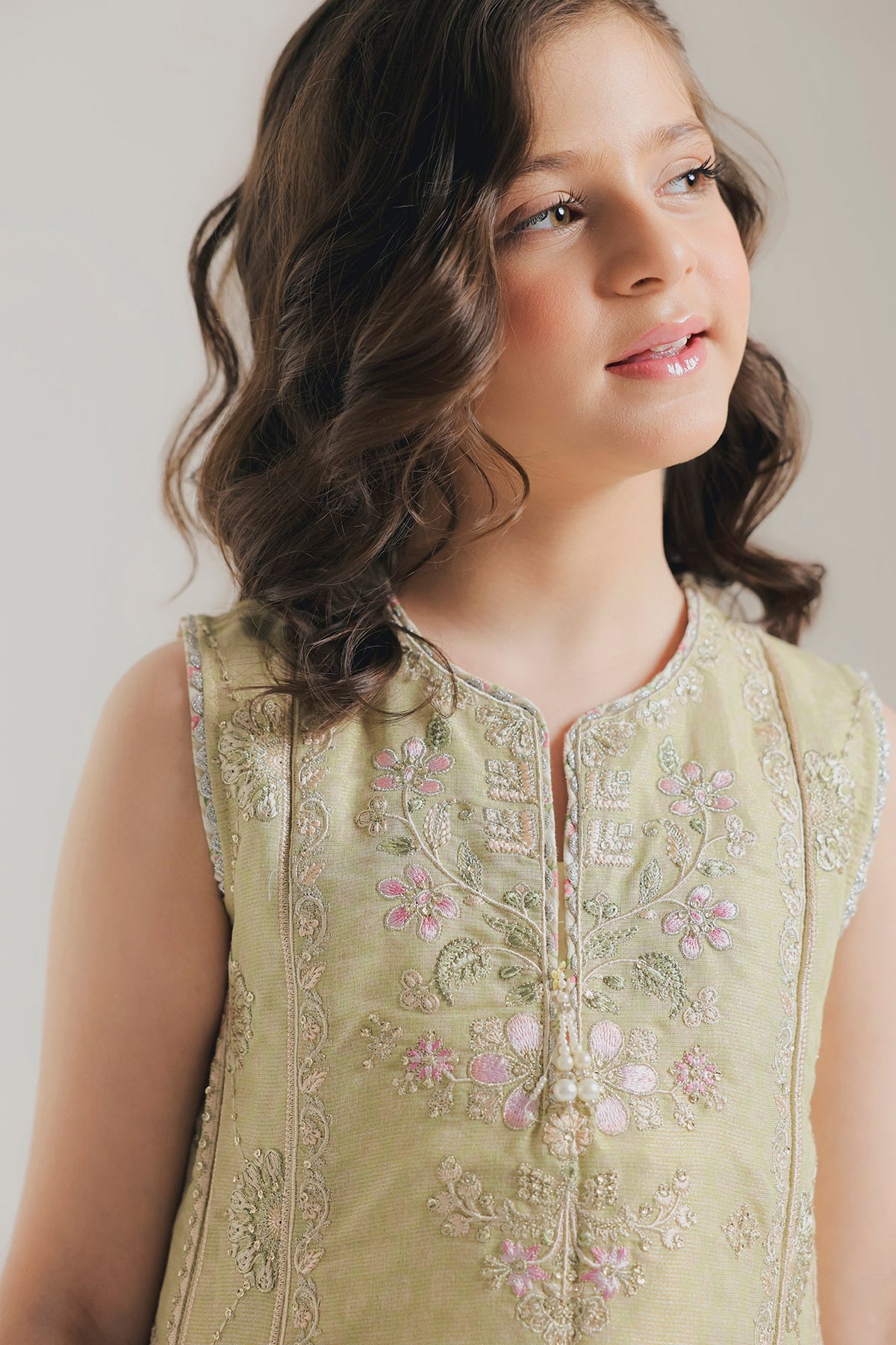 EMBROIDERED DRESS (E1051/404/129 E1051/304/129)