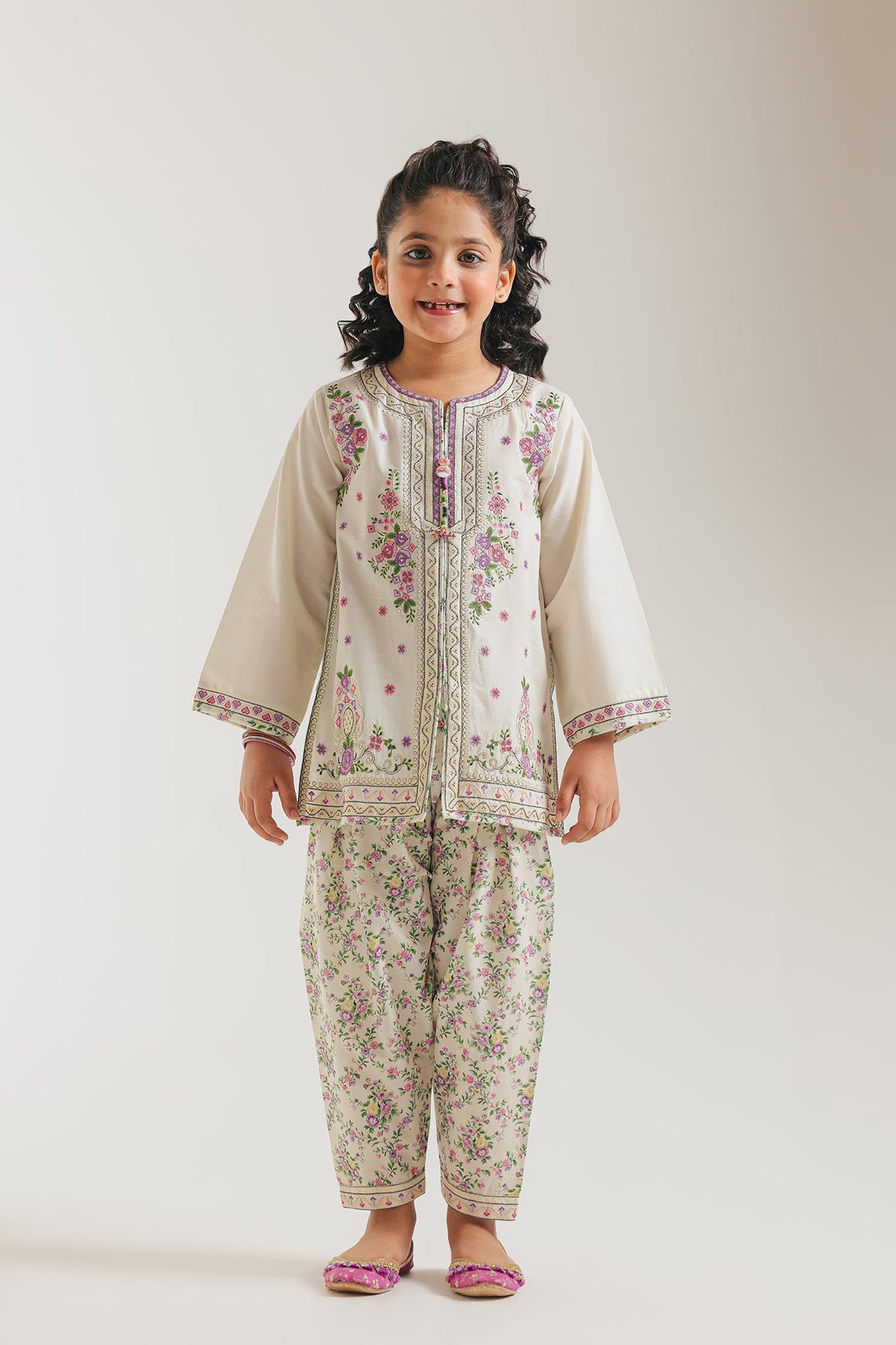 EMBROIDERED SUIT (E1054/402/004 E1054/302/004)