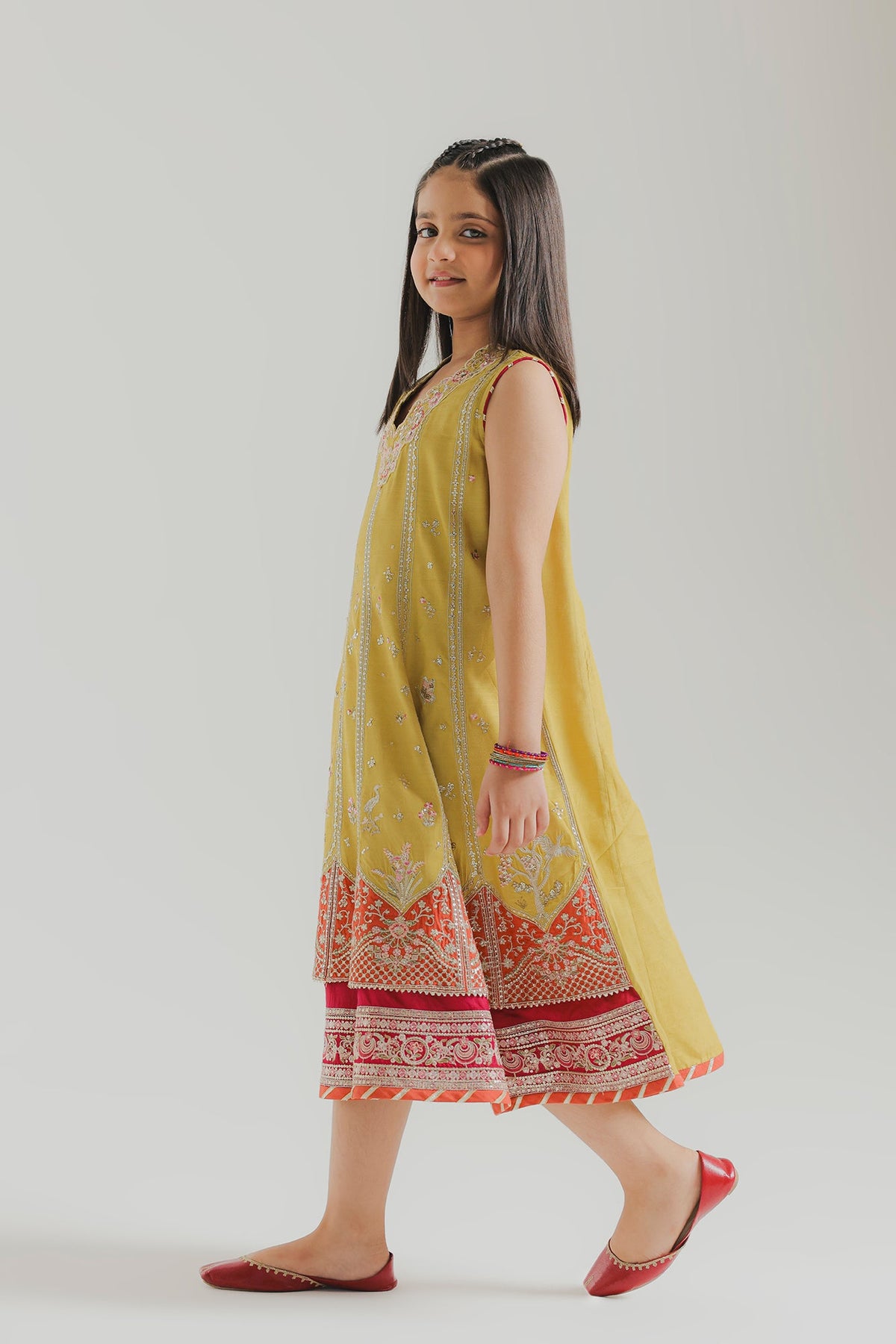 EMBROIDERED DRESS (E1057/404/124 E1057/304/124)