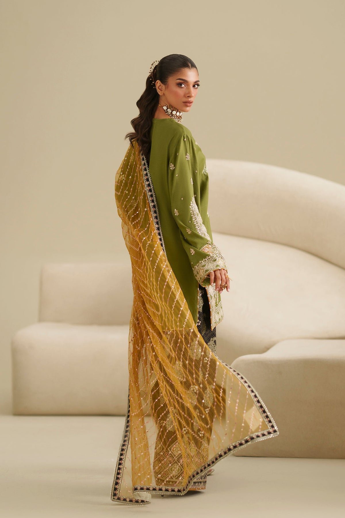 EMBROIDERED SUIT (E1065/104/122)