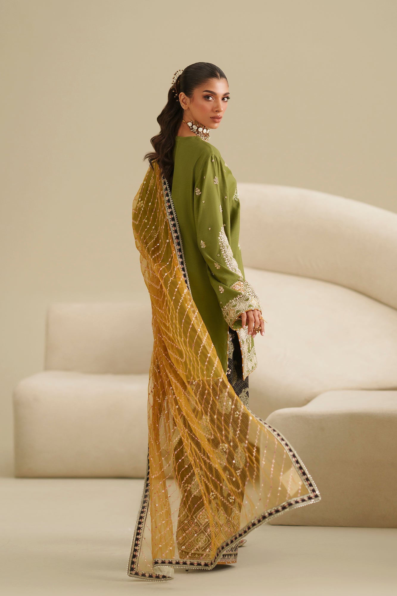 Embroidered Suit (E1065/104/122)