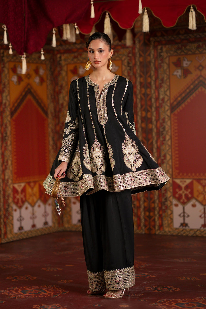 Embroidered Suit (E1066/104/902)
