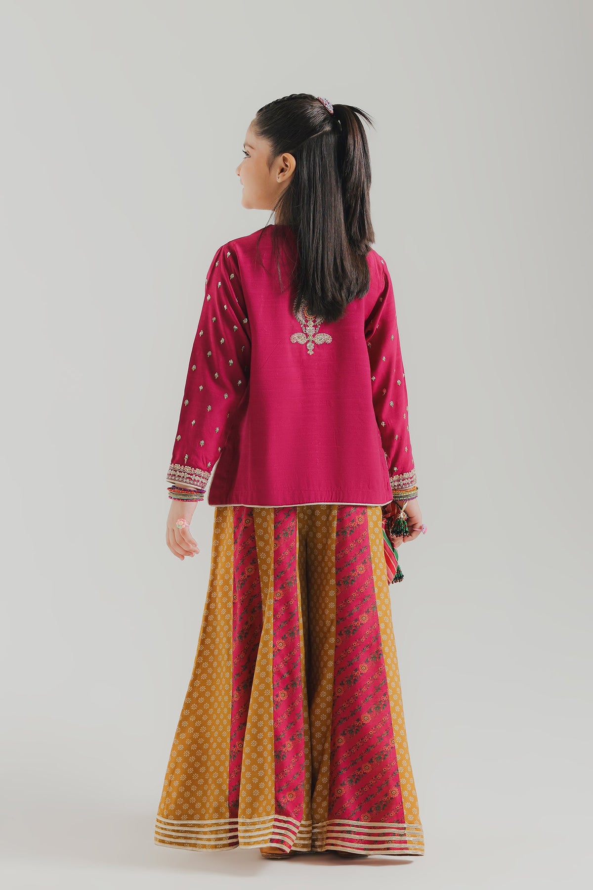 EMBROIDERED SUIT (E1068-404-406 E1068-304-406)