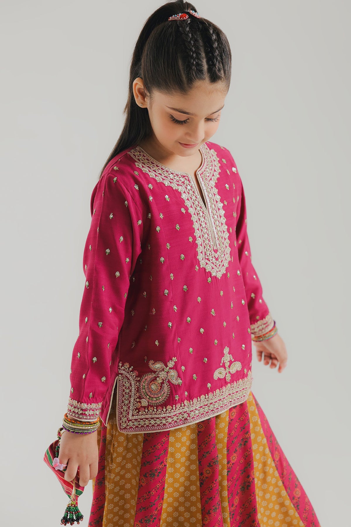 EMBROIDERED SUIT (E1068-404-406 E1068-304-406)