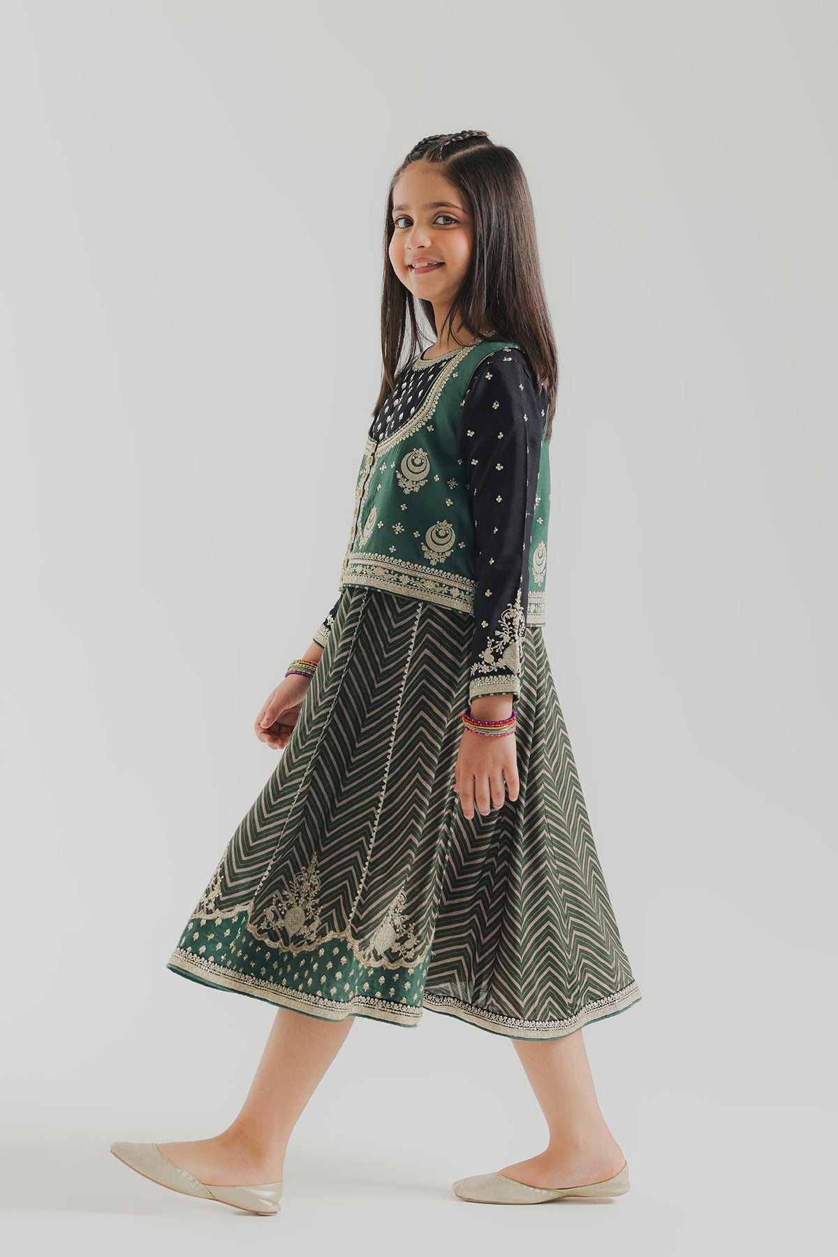 EMBROIDERED SUIT (E1069-404-707 E1069-304-707)