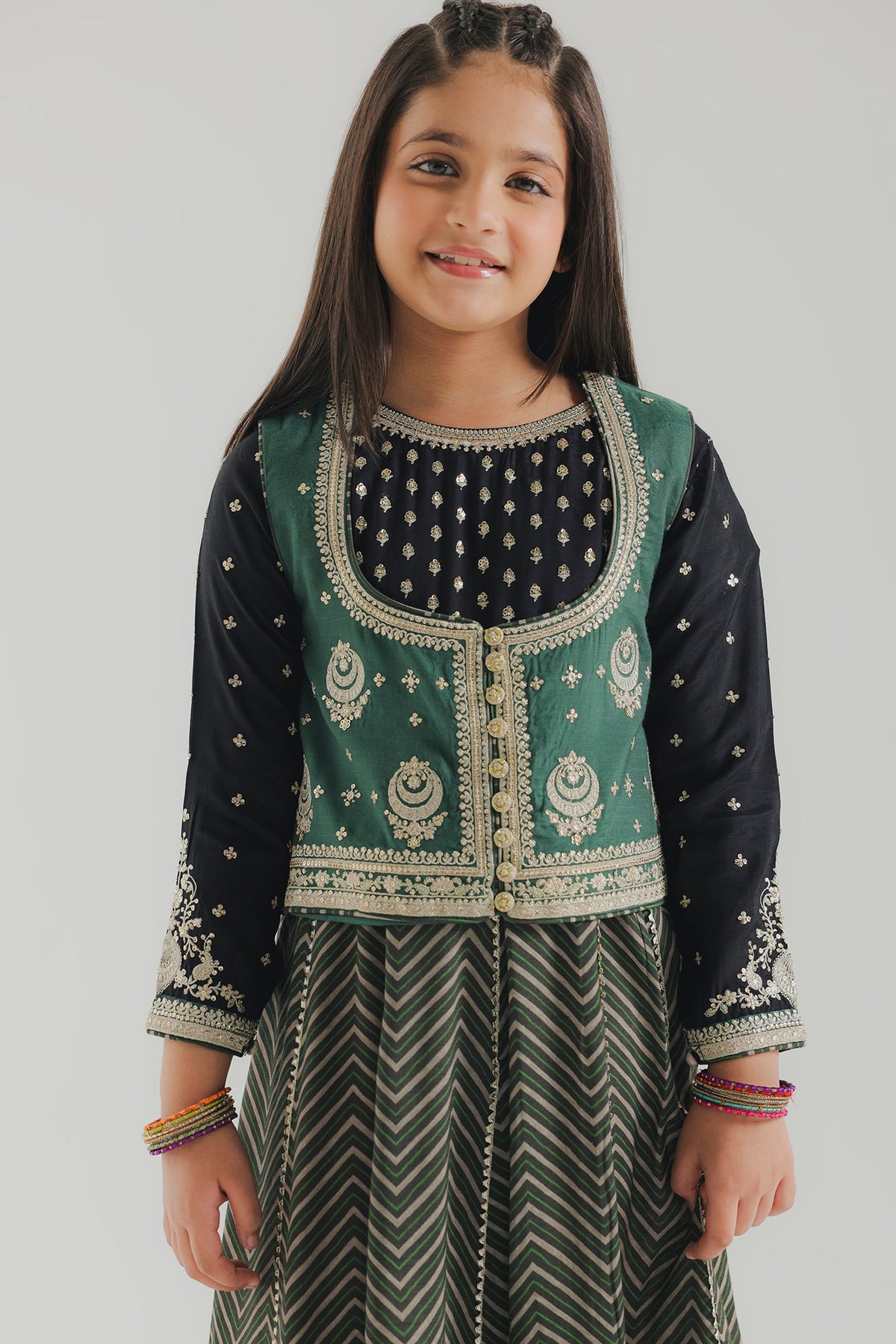 EMBROIDERED SUIT (E1069-404-707 E1069-304-707)