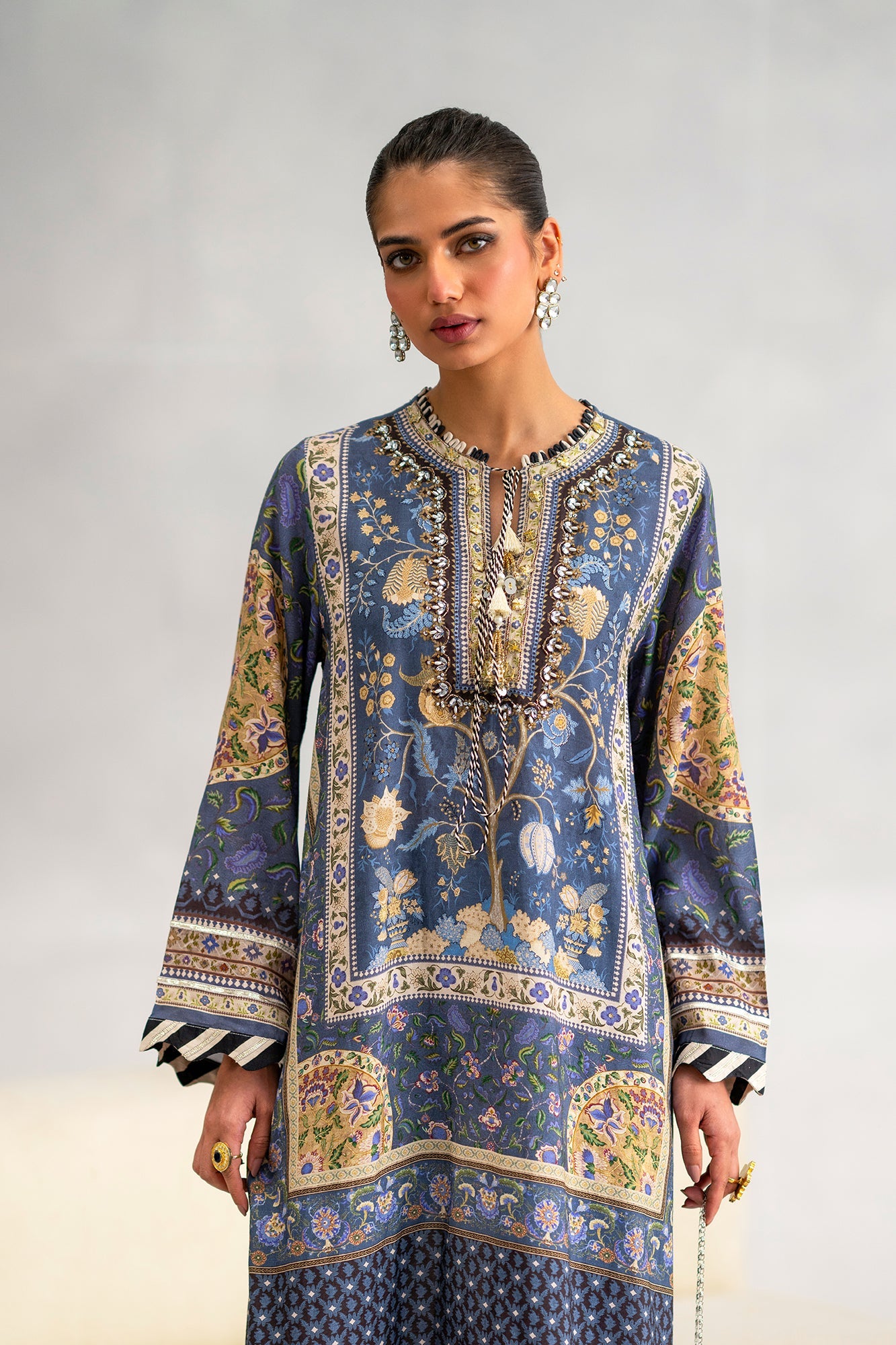 EMBROIDERED KAFTAN (E1073/104/510)