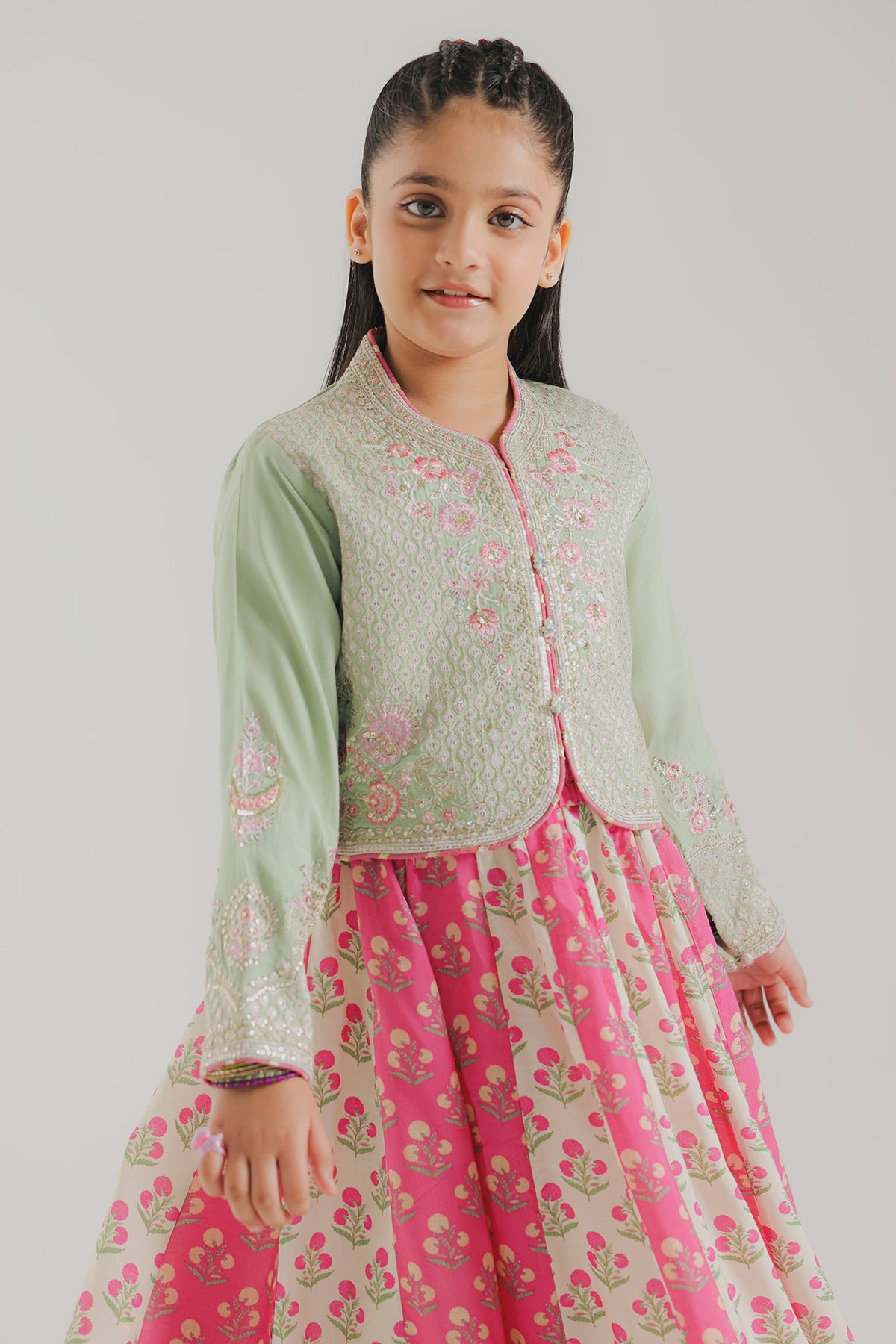 EMBROIDERED SUIT (E1074-404-130 E1074-304-130)
