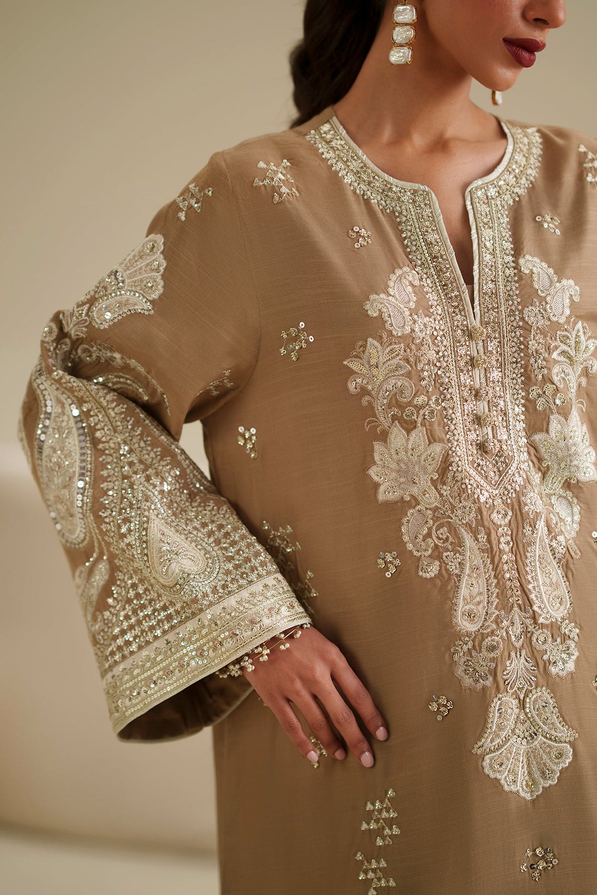 EMBROIDERED KAFTAN (E1075/104/007)