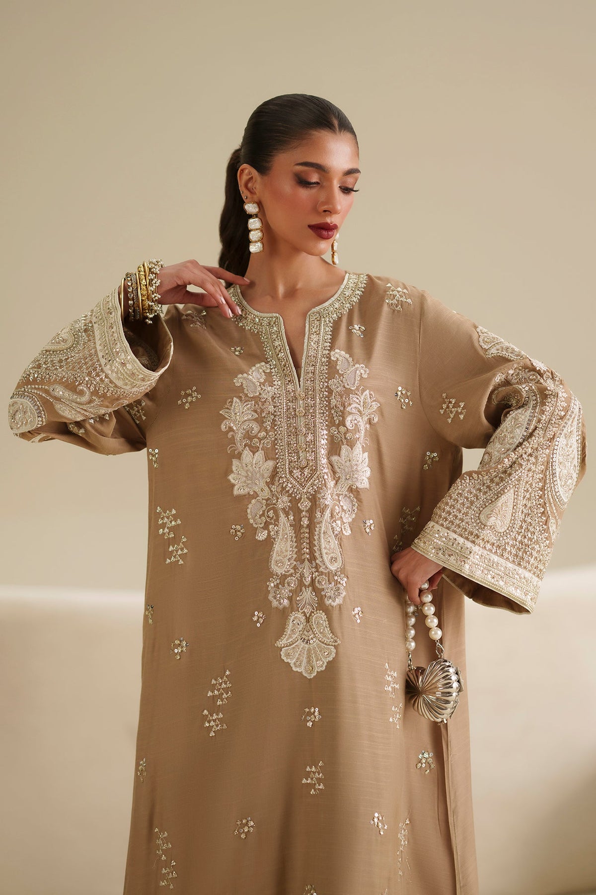 EMBROIDERED KAFTAN (E1075/104/007)