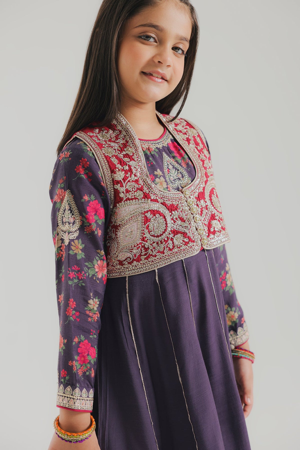 EMBROIDERED SUIT (E1075-404-516 E1075-304-516)