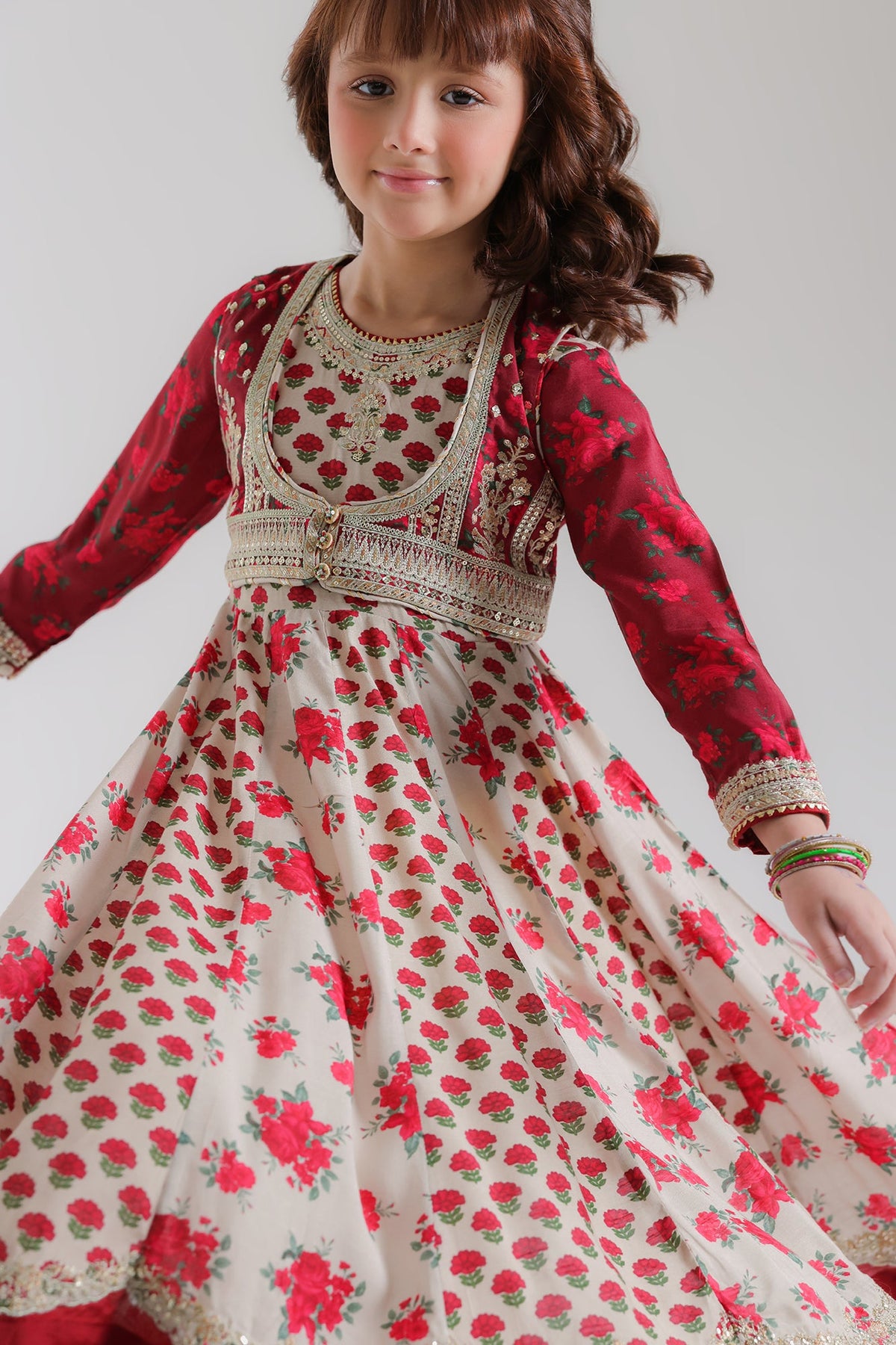 EMBROIDERED SUIT (E1081-404-004 E1081-304-004)